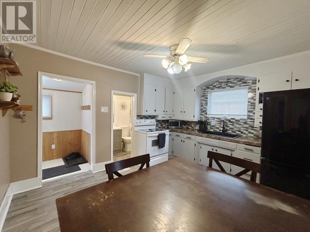 1115 Second Street East, Fort Frances, Ontario  P9A 1P3 - Photo 7 - TB253452