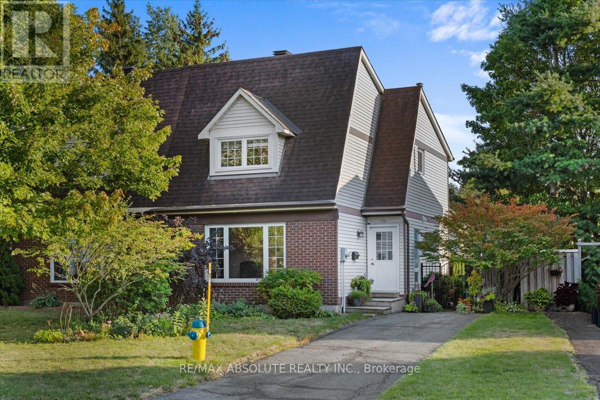 16 Melanie Crescent, Ottawa, Ontario  K2L 2E5 - Photo 2 - X12538624