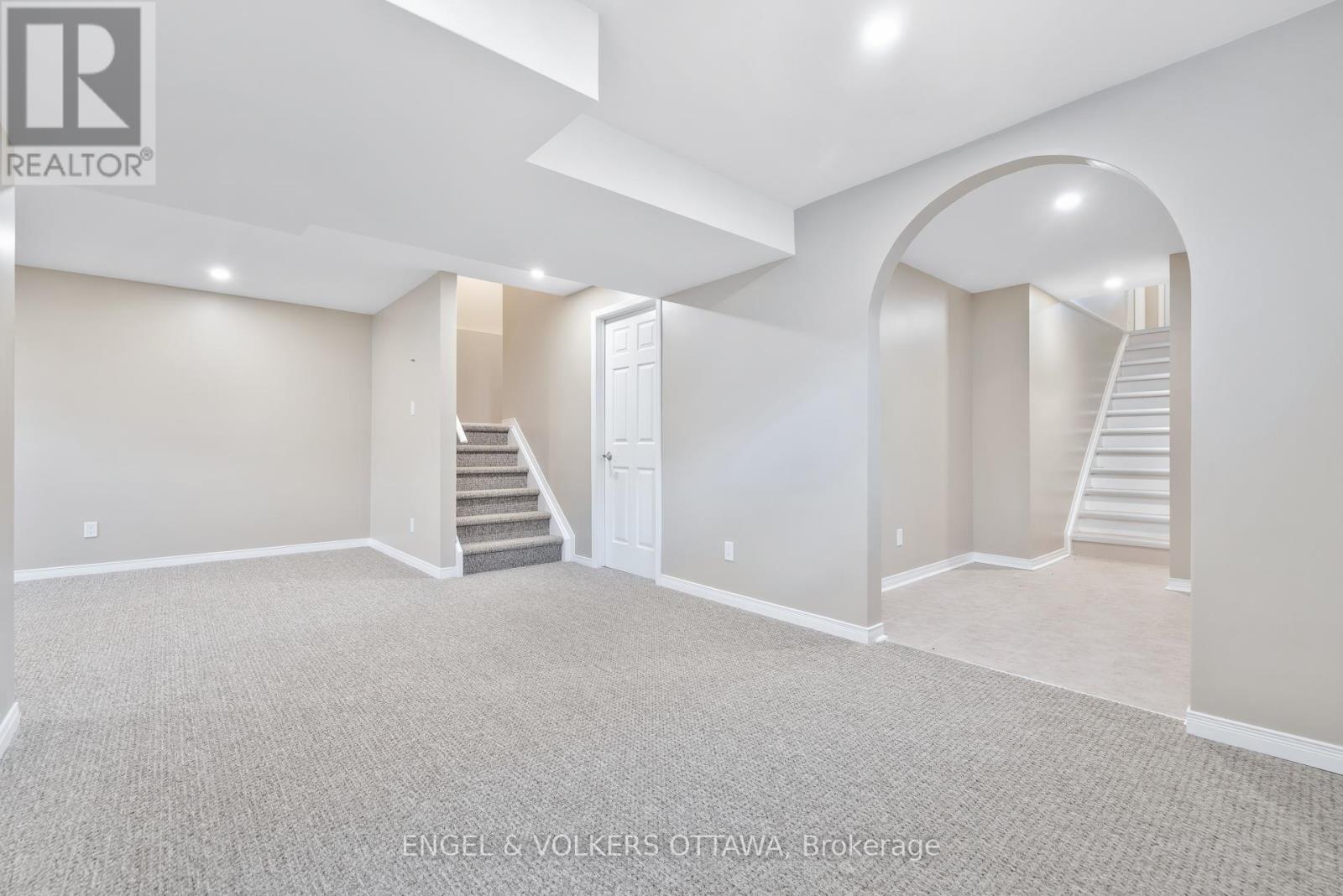 26 Carleton Cathcart Street, Ottawa, Ontario K2S 1M7 - Photo 33 - X12538638