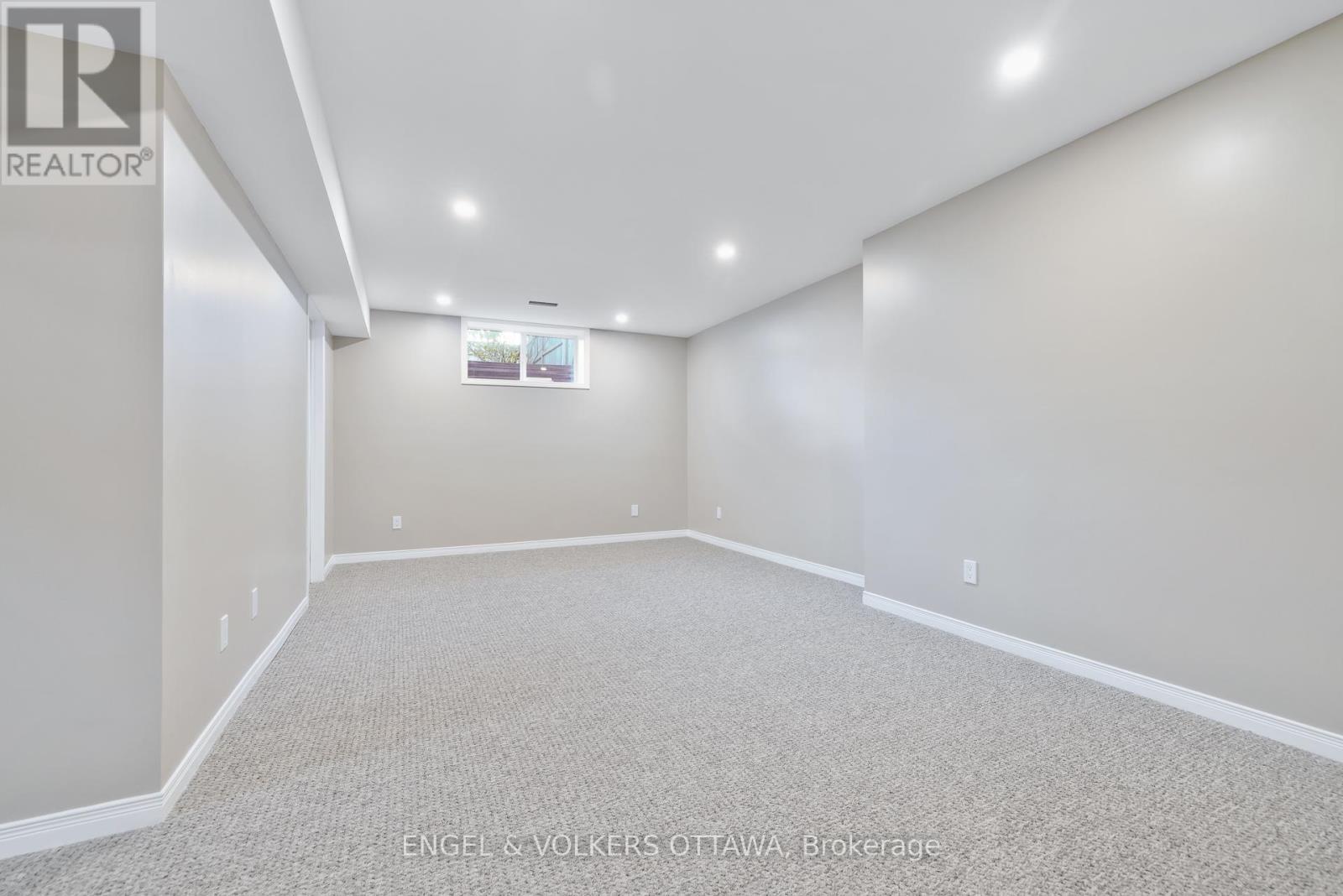 26 Carleton Cathcart Street, Ottawa, Ontario K2S 1M7 - Photo 37 - X12538638