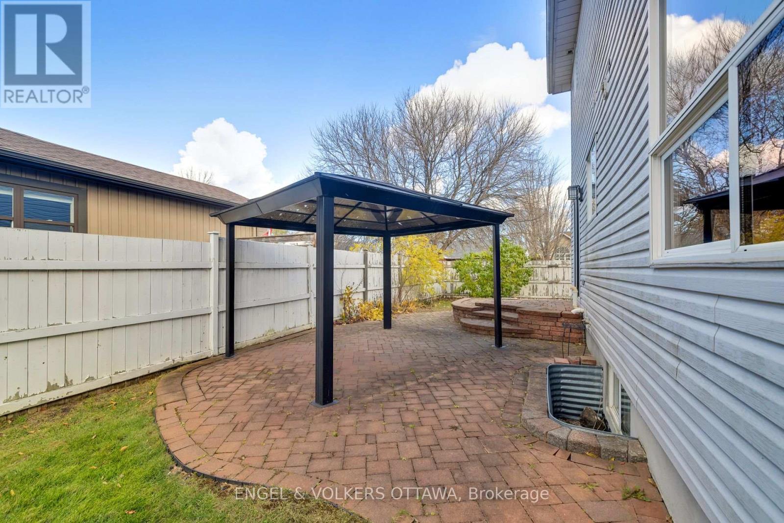 26 Carleton Cathcart Street, Ottawa, Ontario K2S 1M7 - Photo 44 - X12538638