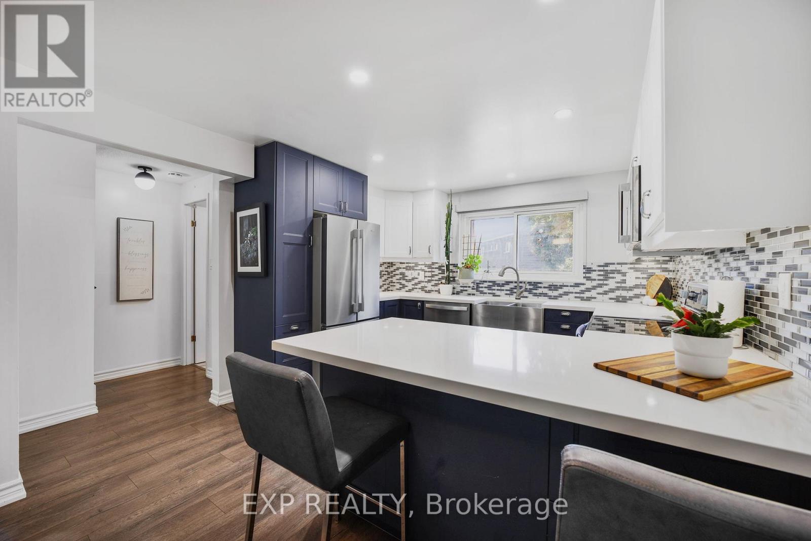 136 Darras Court, Brampton, Ontario  L6T 1W7 - Photo 14 - W12538292