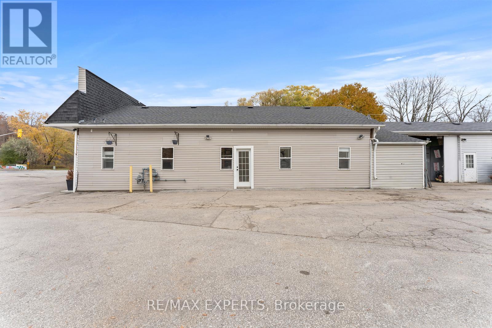 142 King Street E, Caledon, Ontario  L7E 3G2 - Photo 37 - W12538300