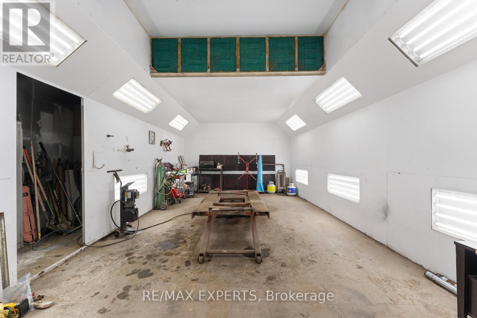 142 King Street E, Caledon, Ontario  L7E 3G2 - Photo 40 - W12538300