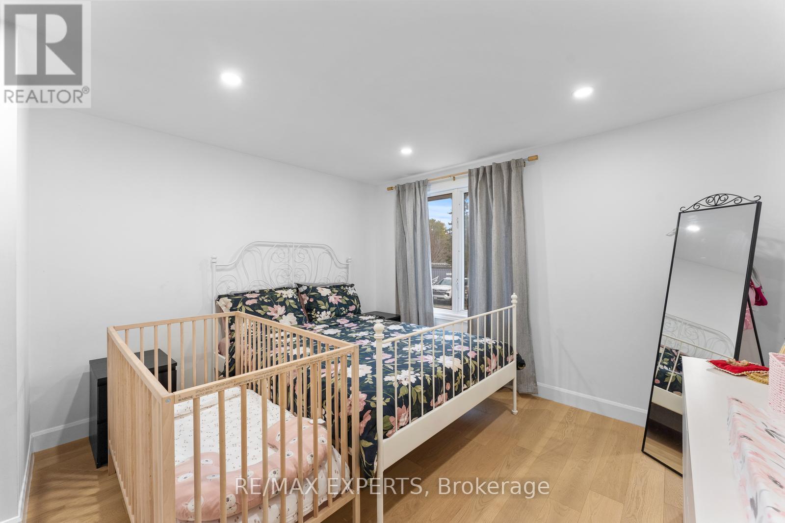 142 King Street E, Caledon, Ontario  L7E 3G2 - Photo 8 - W12538300