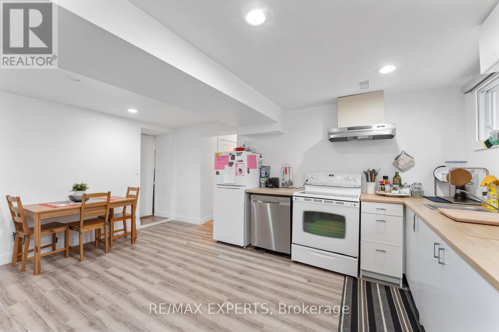 142 King Street E, Caledon, Ontario  L7E 3G2 - Photo 25 - W12538318