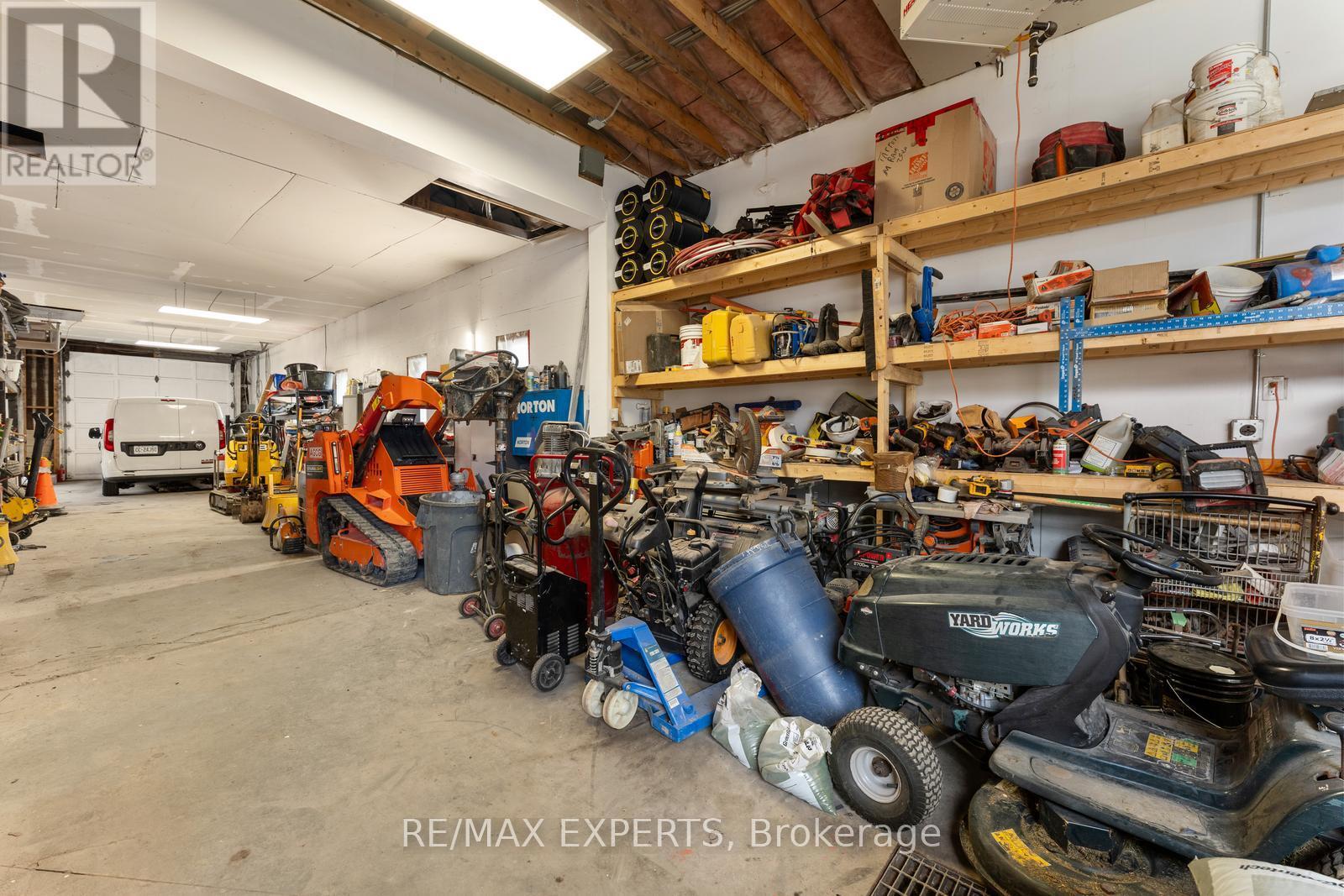 142 King Street E, Caledon, Ontario  L7E 3G2 - Photo 41 - W12538318