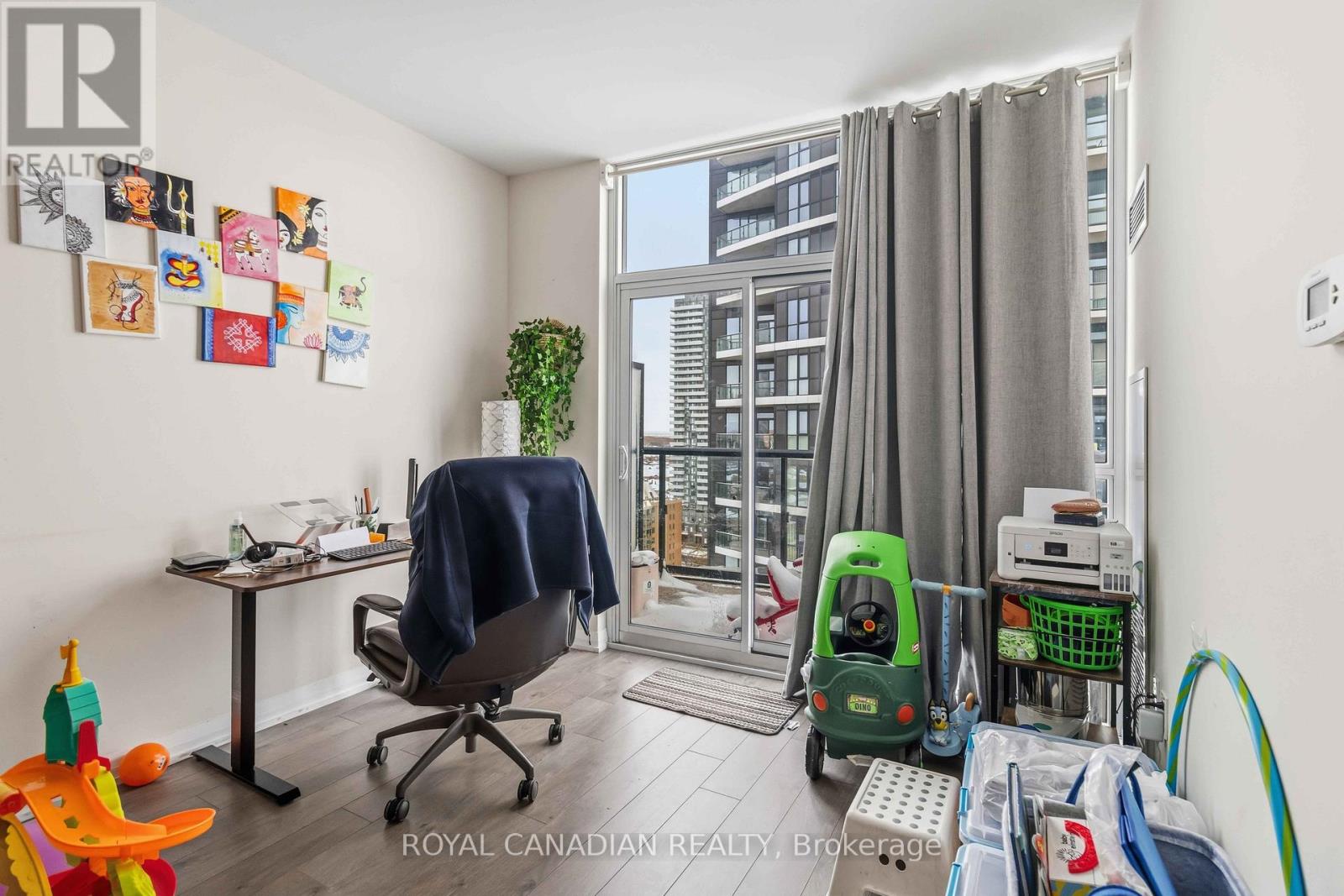 1501 - 65 Watergarden Drive, Mississauga, Ontario  L5R 0G9 - Photo 19 - W12538330