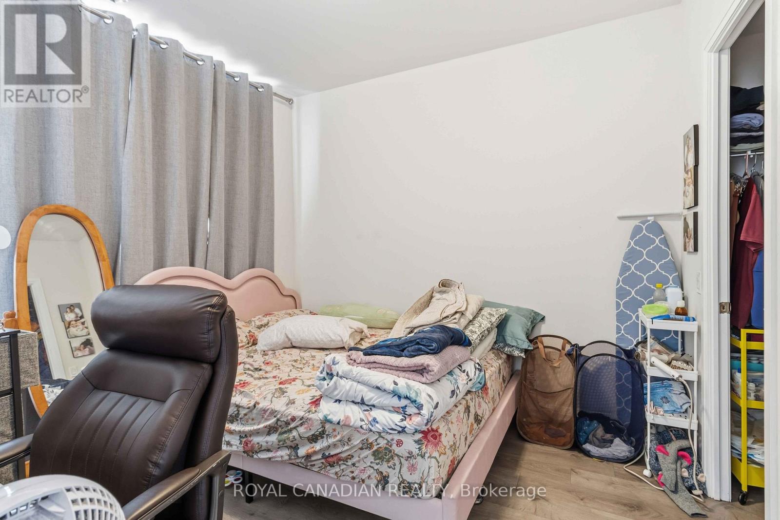 1501 - 65 Watergarden Drive, Mississauga, Ontario  L5R 0G9 - Photo 20 - W12538330