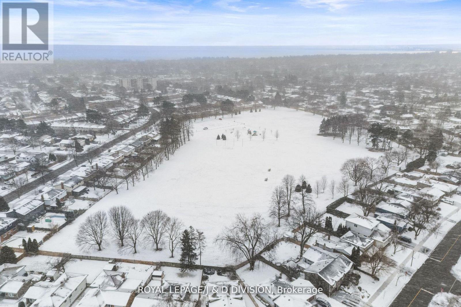 4226 Longmoor Drive, Burlington, Ontario  L7L 4Z9 - Photo 27 - W12538378