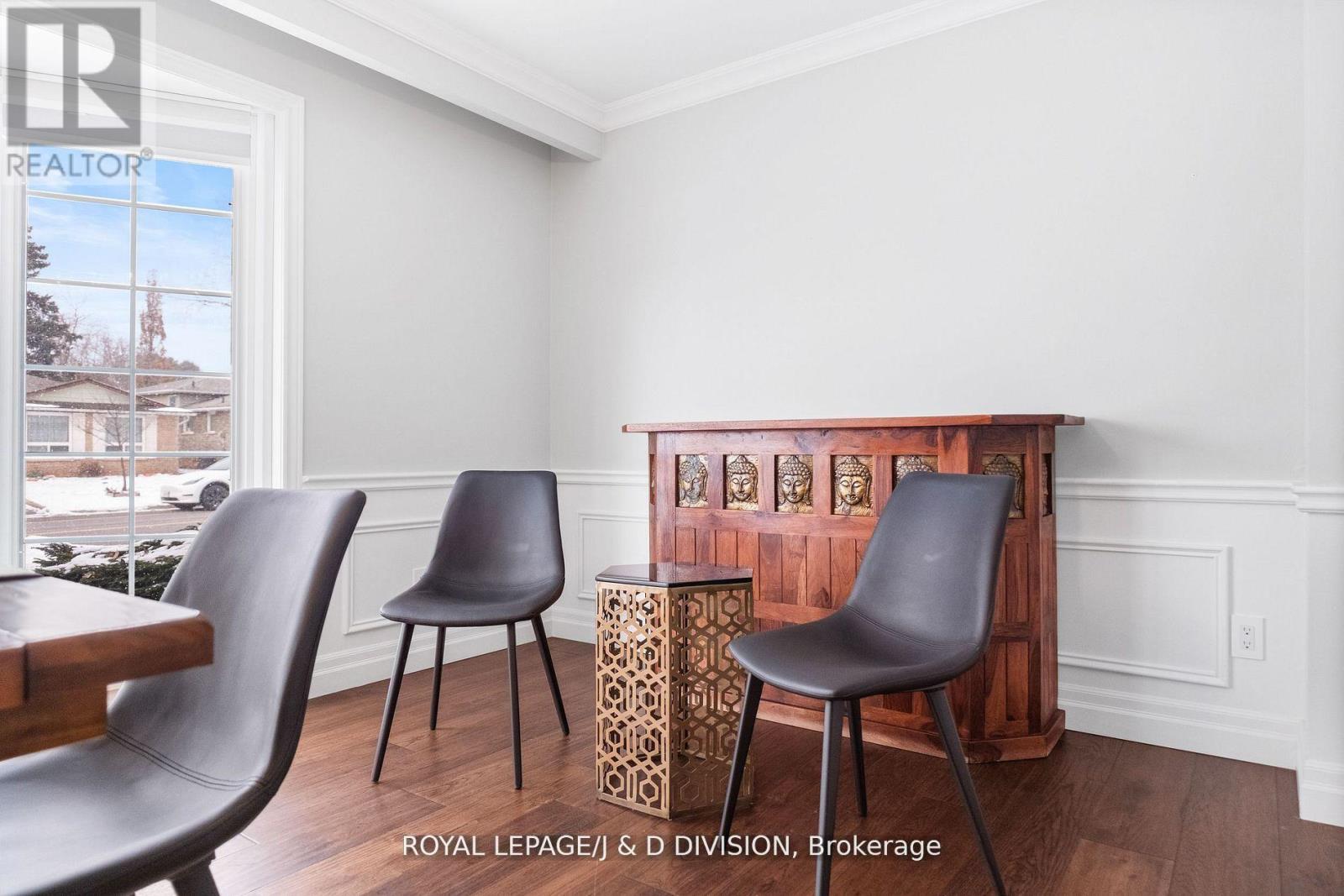 4226 Longmoor Drive, Burlington, Ontario  L7L 4Z9 - Photo 6 - W12538378