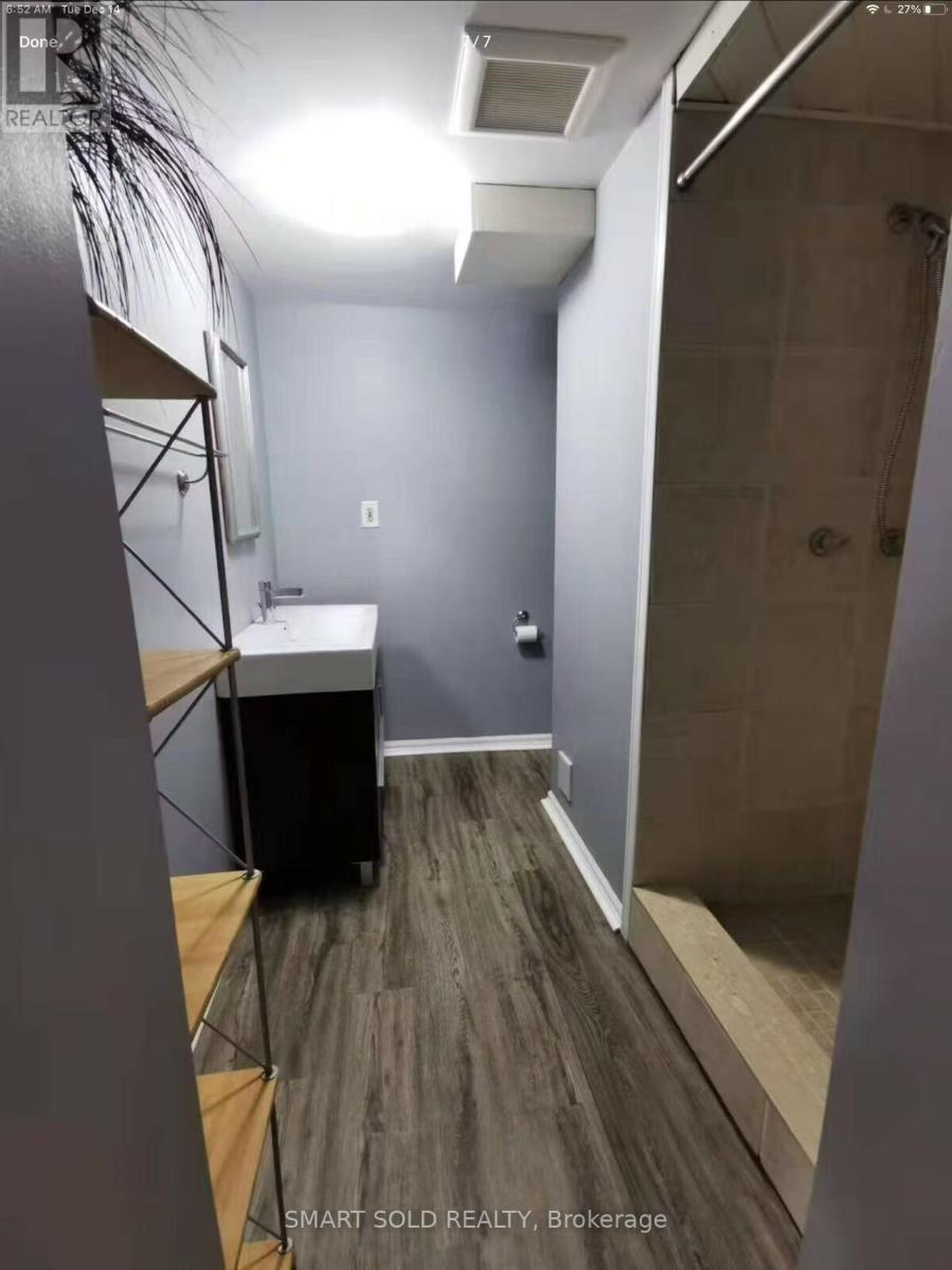 5375 Turney Drive, Mississauga, Ontario  L5M 1Z4 - Photo 7 - W12538394