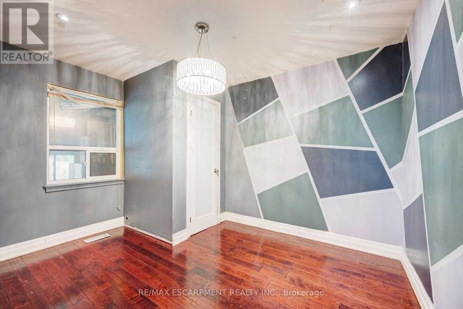 61 Clarence Street, Brampton, Ontario  L6W 1S4 - Photo 13 - W12538414