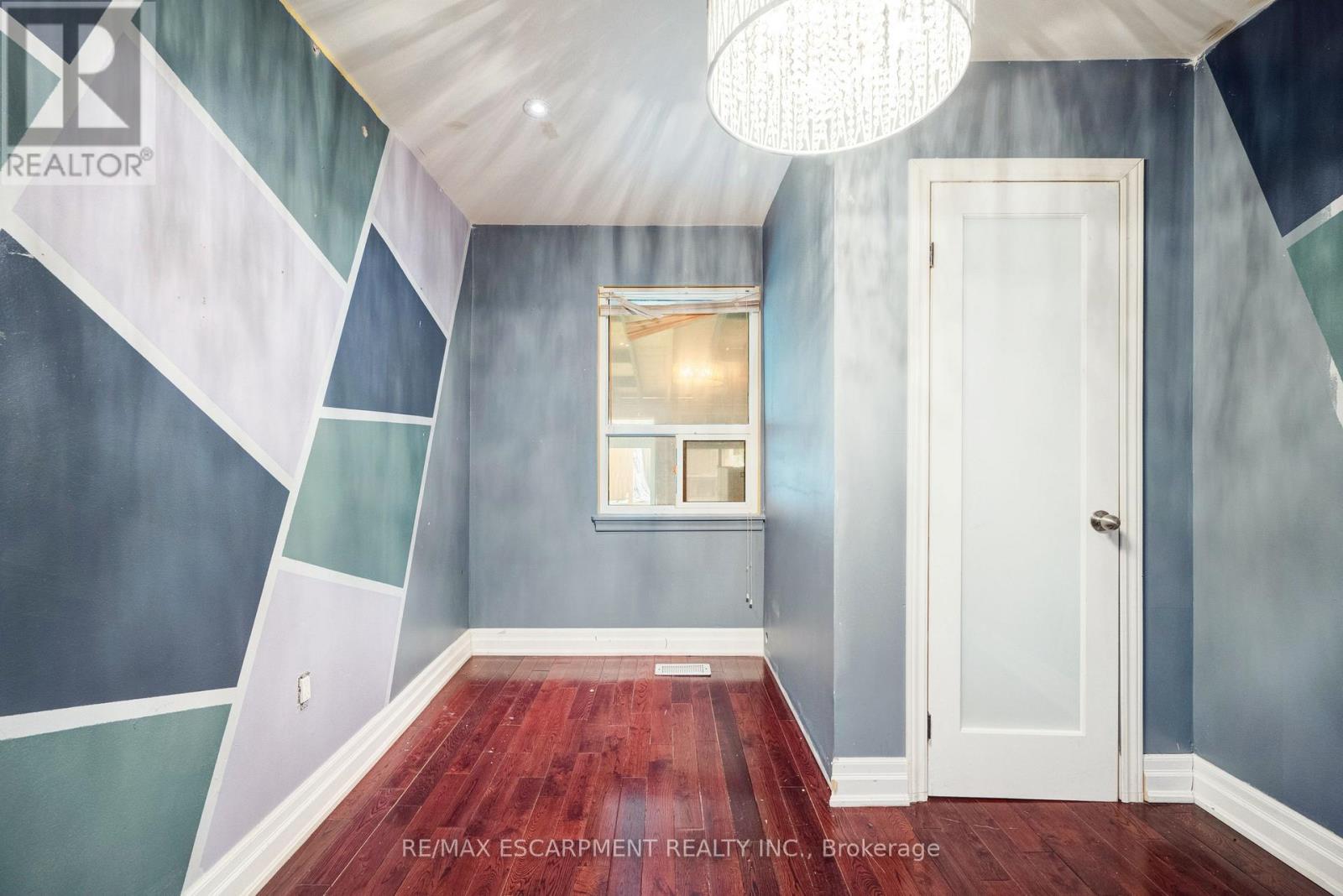 61 Clarence Street, Brampton, Ontario  L6W 1S4 - Photo 16 - W12538414