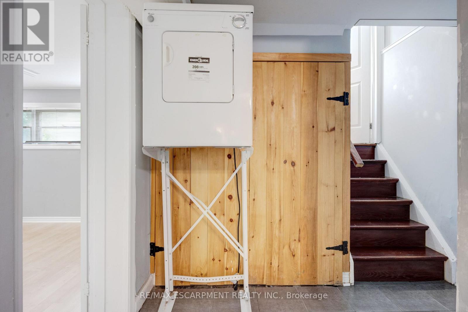 61 Clarence Street, Brampton, Ontario  L6W 1S4 - Photo 46 - W12538414