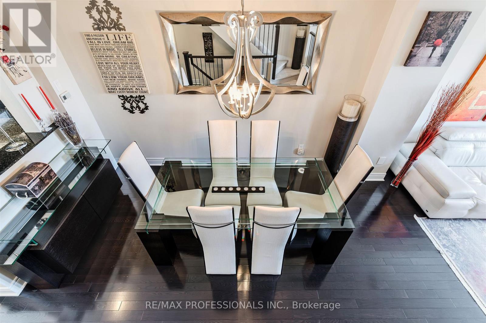 825a Oxford Street, Toronto, Ontario  M8Y 1E6 - Photo 14 - W12538448