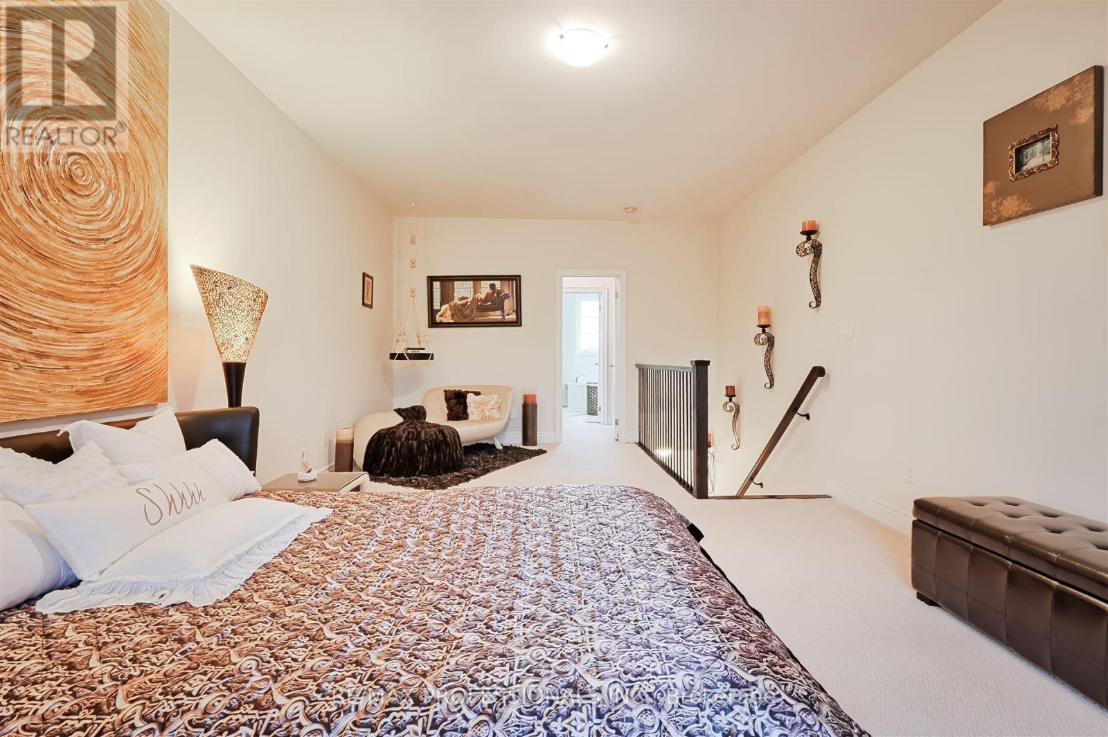 825a Oxford Street, Toronto, Ontario  M8Y 1E6 - Photo 32 - W12538448