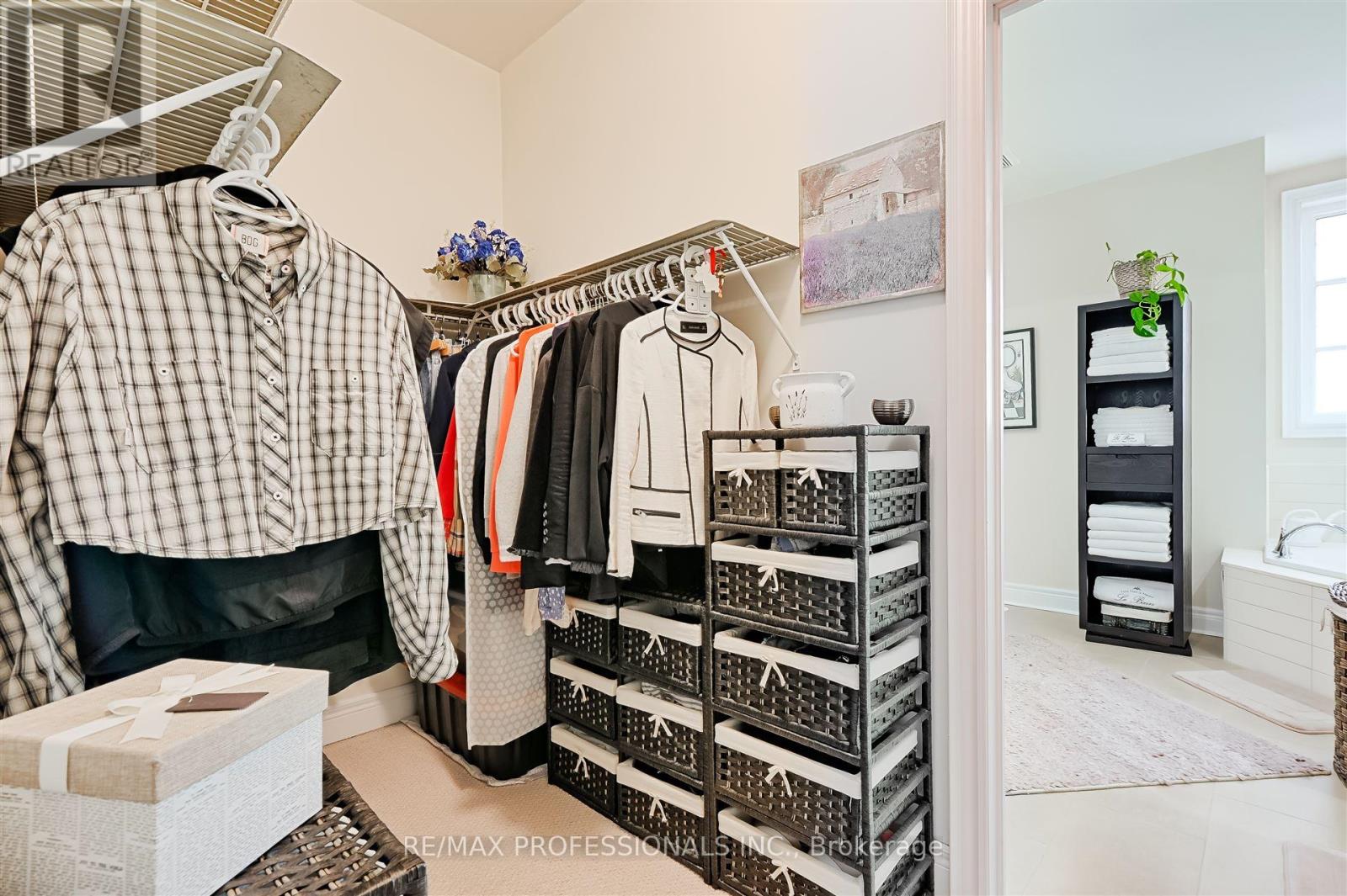 825a Oxford Street, Toronto, Ontario  M8Y 1E6 - Photo 37 - W12538448