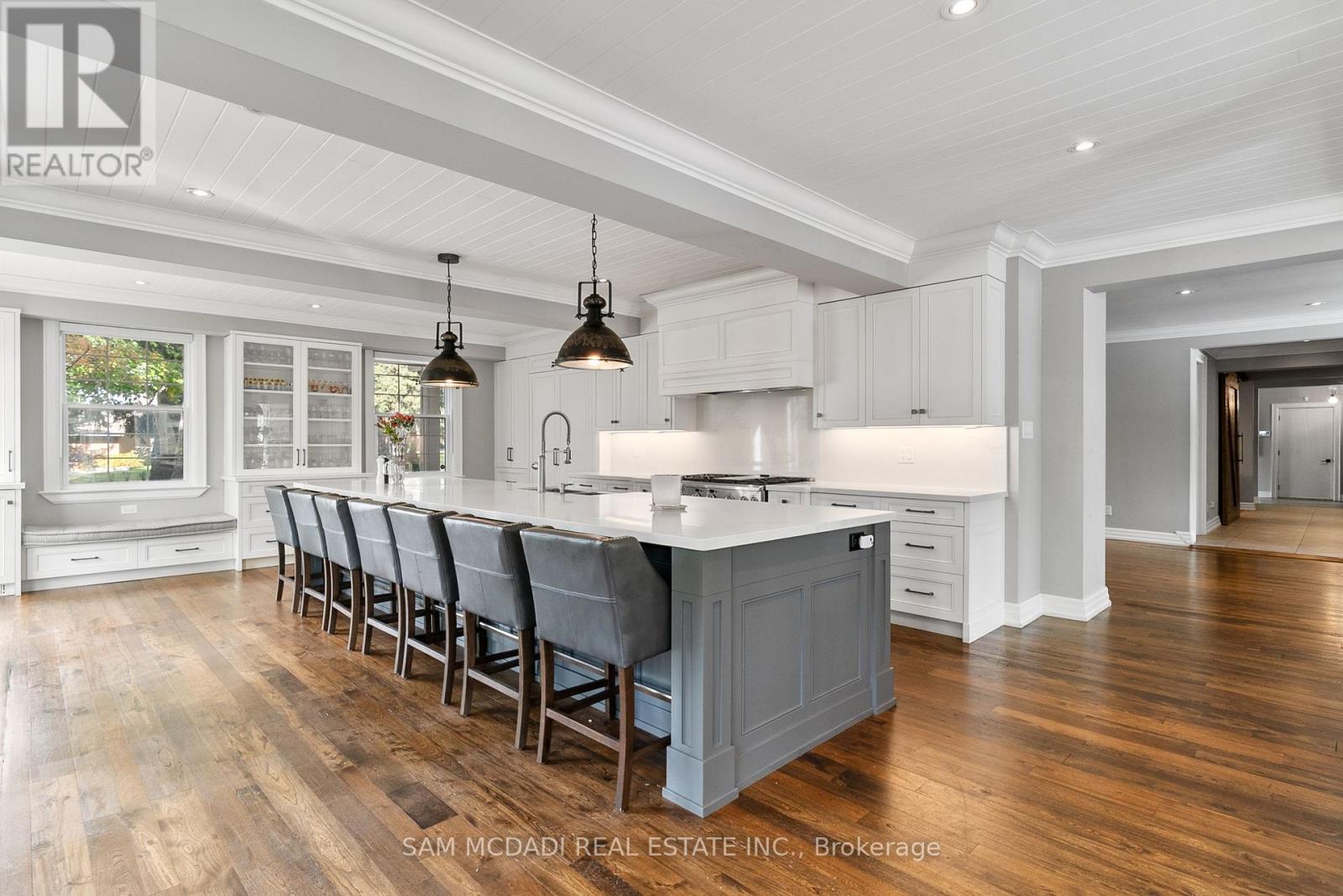 2552 Jarvis Street, Mississauga, Ontario  L5C 2P6 - Photo 13 - W12538476