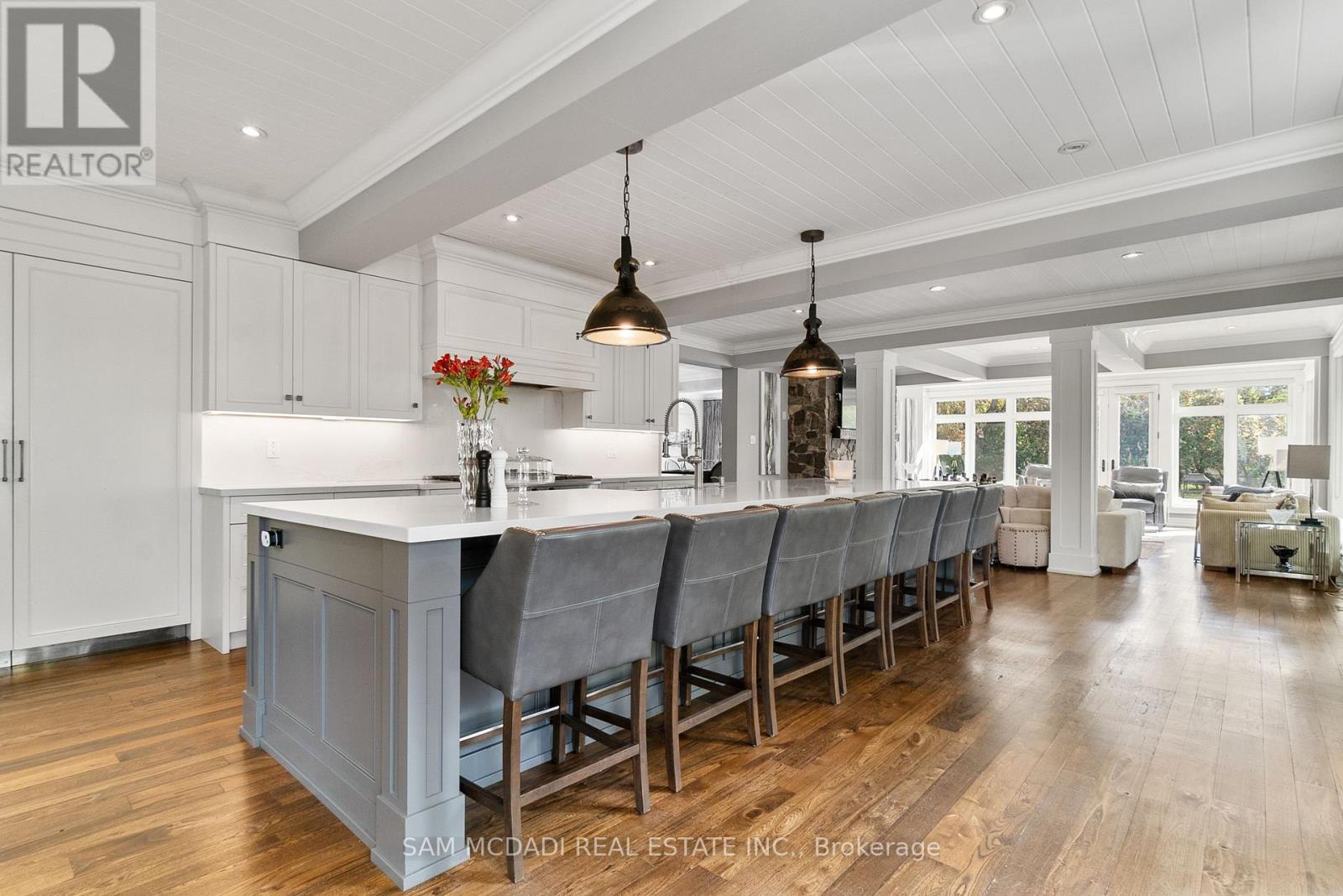 2552 Jarvis Street, Mississauga, Ontario  L5C 2P6 - Photo 16 - W12538476