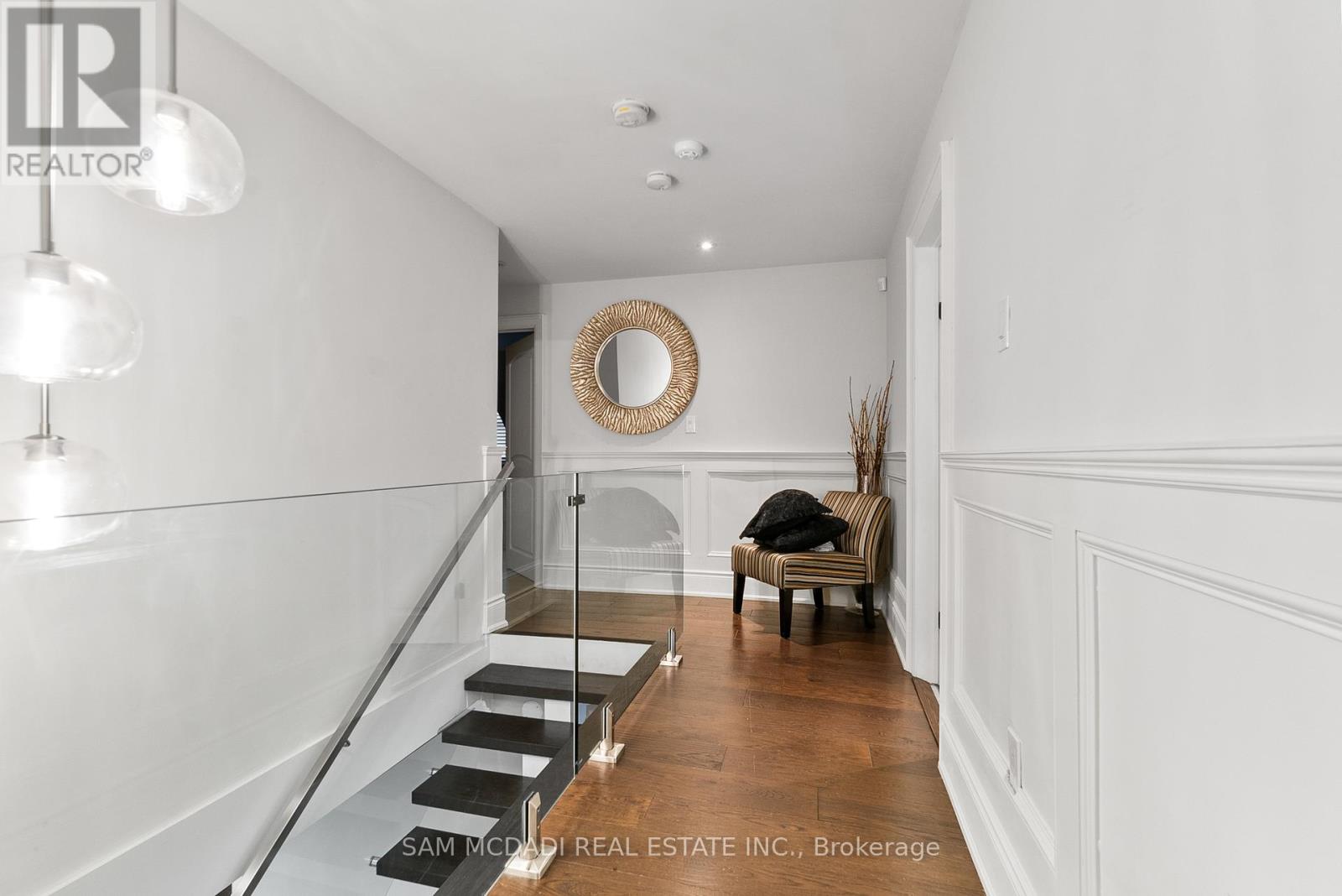 2552 Jarvis Street, Mississauga, Ontario  L5C 2P6 - Photo 26 - W12538476