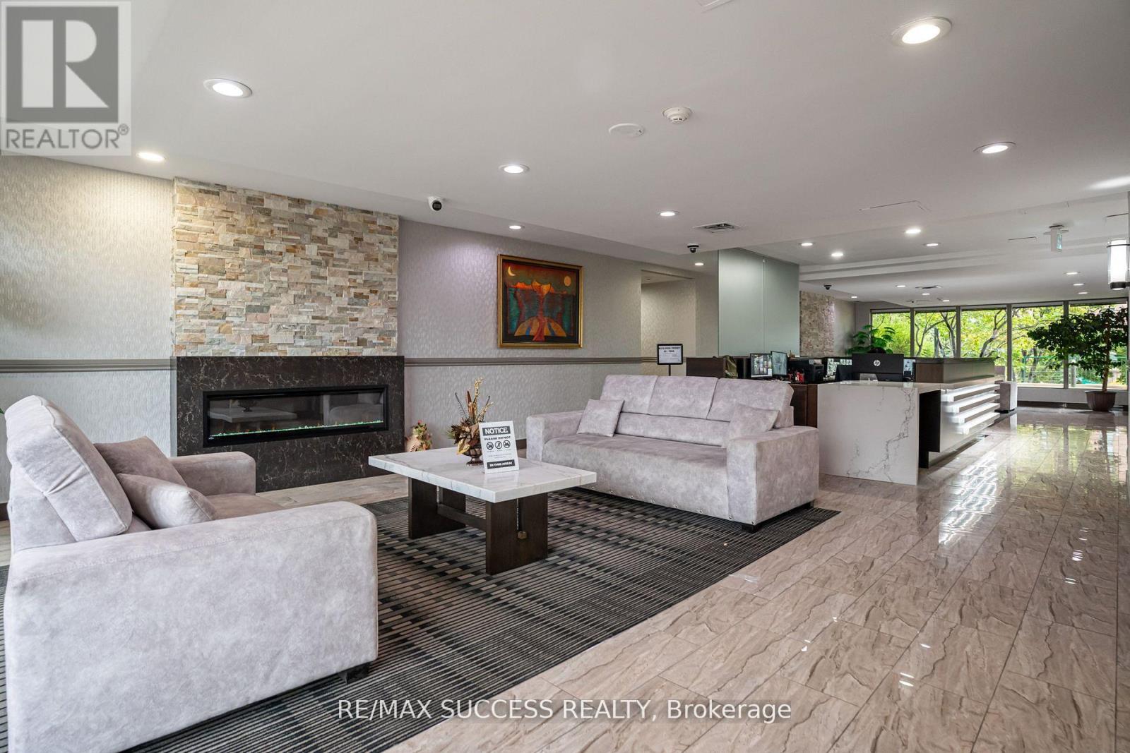 713 - 145 Hillcrest Avenue, Mississauga, Ontario  L5B 3Z1 - Photo 24 - W12538482