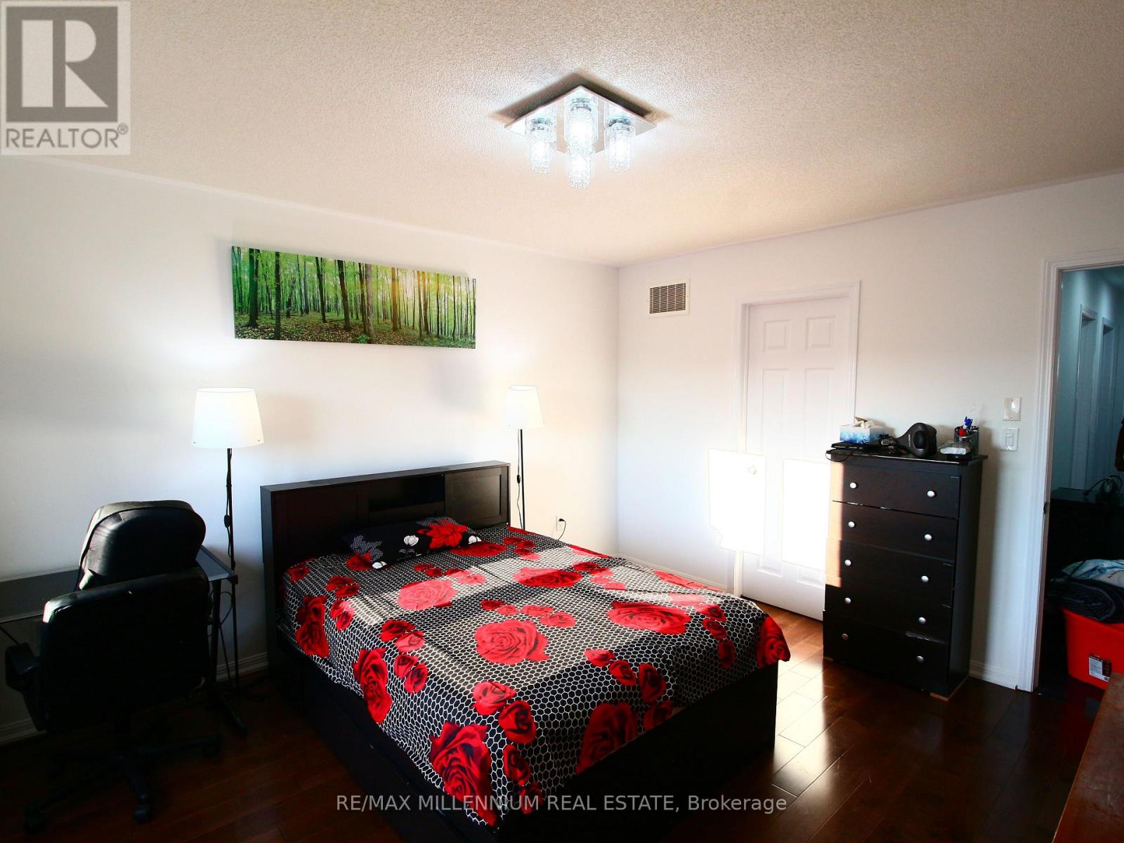 52 Vanhorne Close, Brampton, Ontario  L7A 0X8 - Photo 14 - W12538486