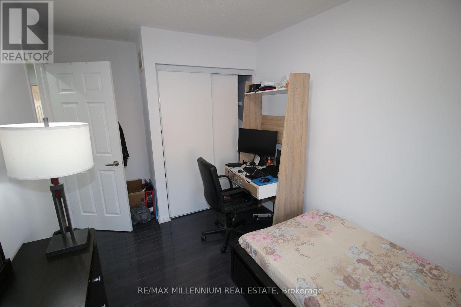 52 Vanhorne Close, Brampton, Ontario  L7A 0X8 - Photo 16 - W12538486