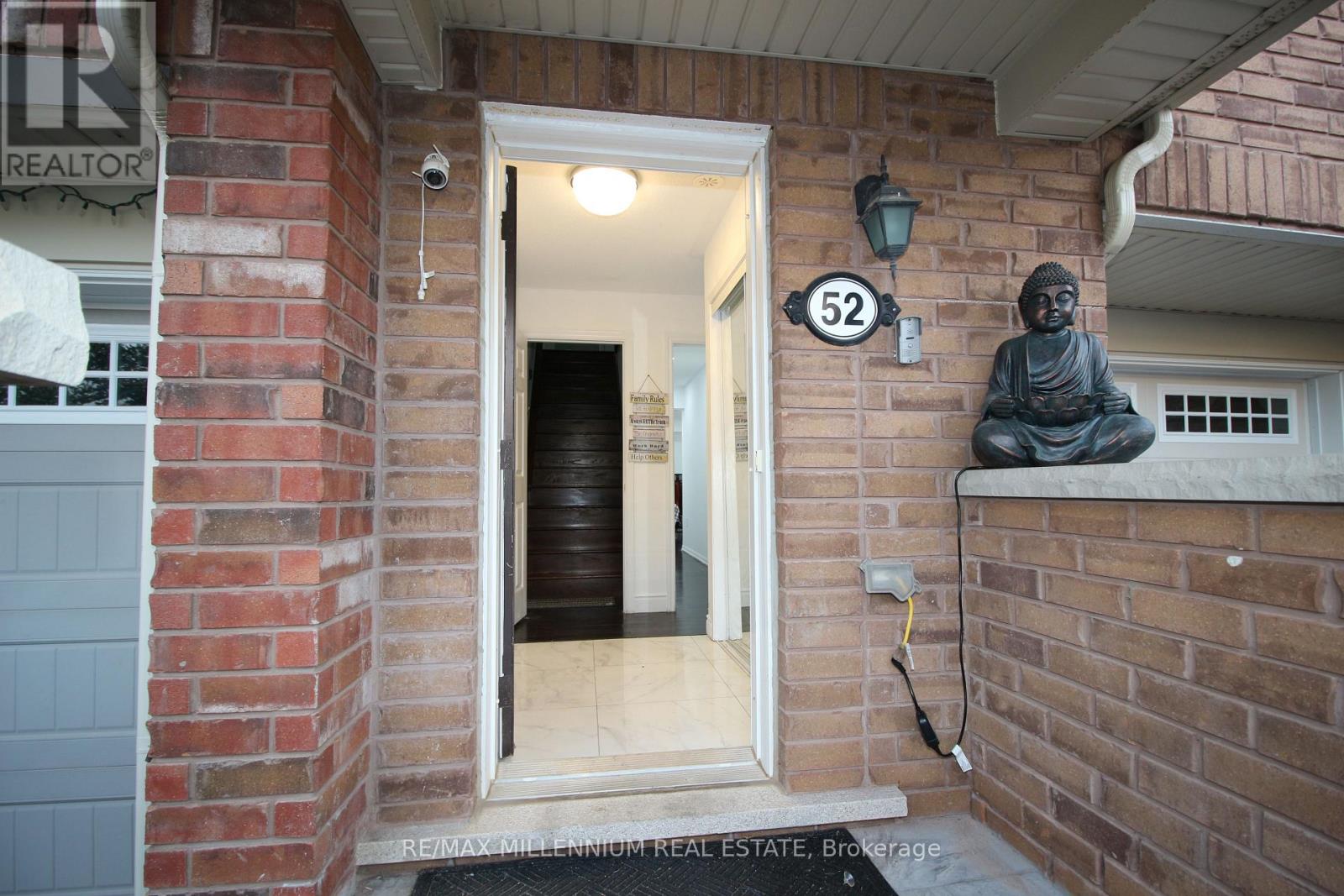 52 Vanhorne Close, Brampton, Ontario  L7A 0X8 - Photo 23 - W12538486