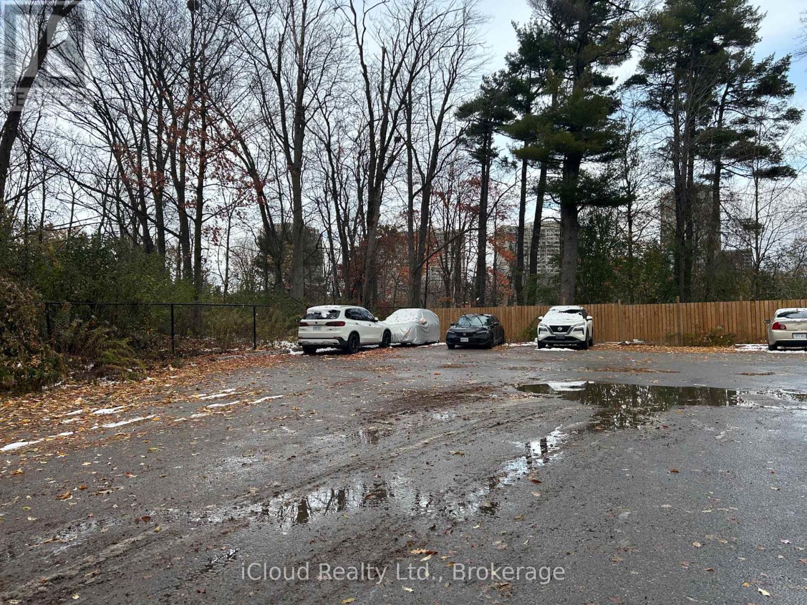 7 - 101 West Drive, Brampton, Ontario L6T 2J6 - Photo 2 - W12531852