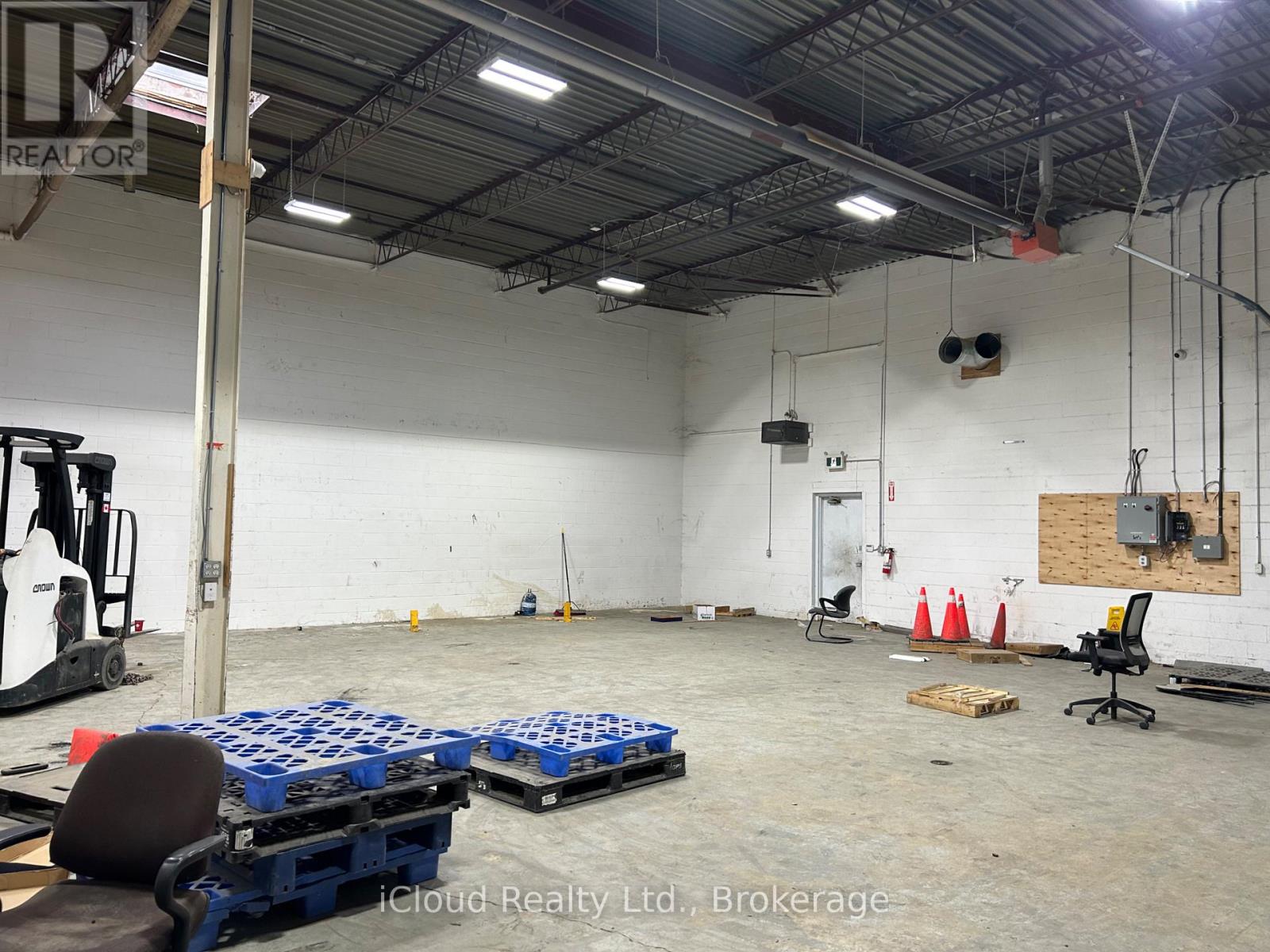 7 - 101 West Drive, Brampton, Ontario L6T 2J6 - Photo 16 - W12531852