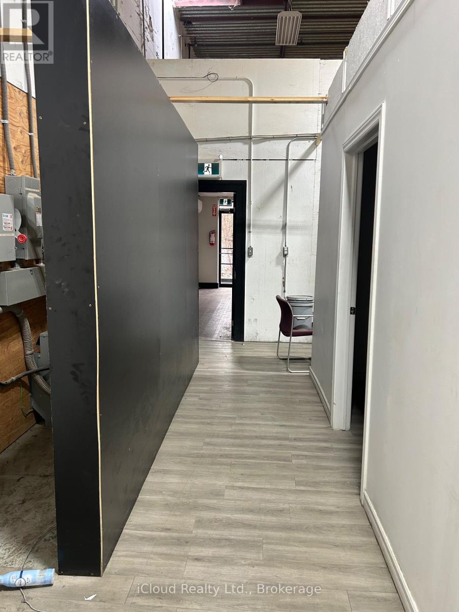 7 - 101 West Drive, Brampton, Ontario L6T 2J6 - Photo 12 - W12531852