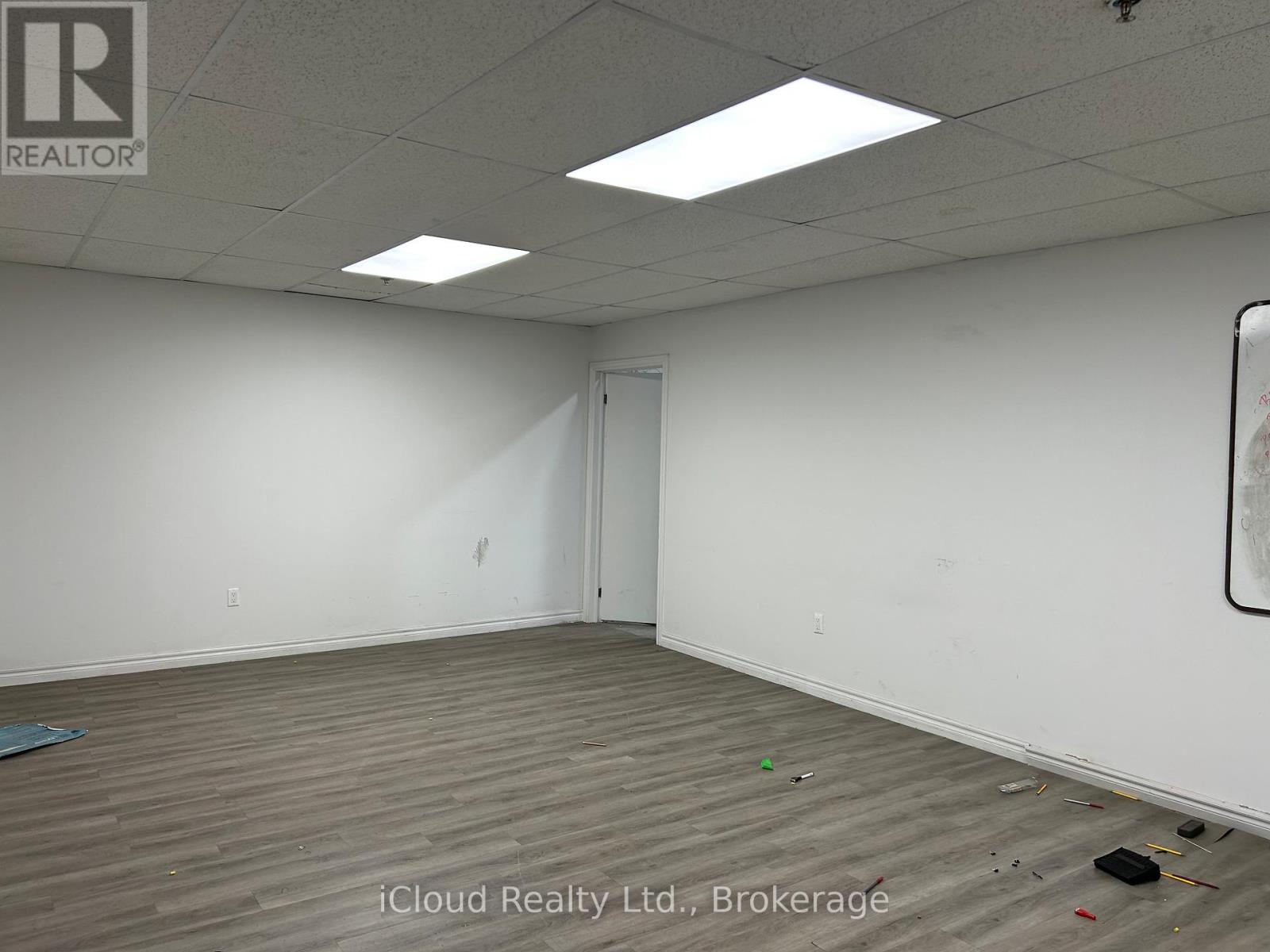 7 - 101 West Drive, Brampton, Ontario L6T 2J6 - Photo 6 - W12531852