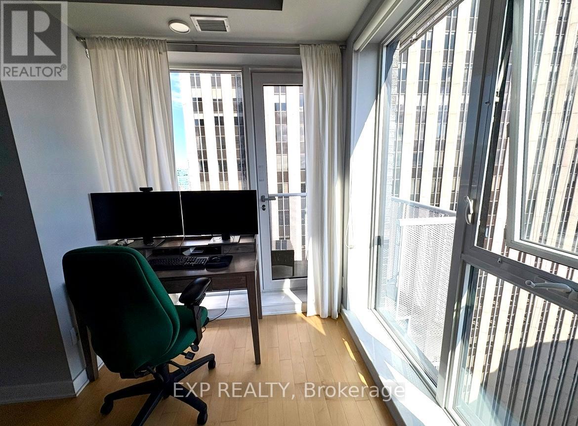 2001 - 40 Nepean Street, Ottawa, Ontario  K2P 0X5 - Photo 10 - X12367458