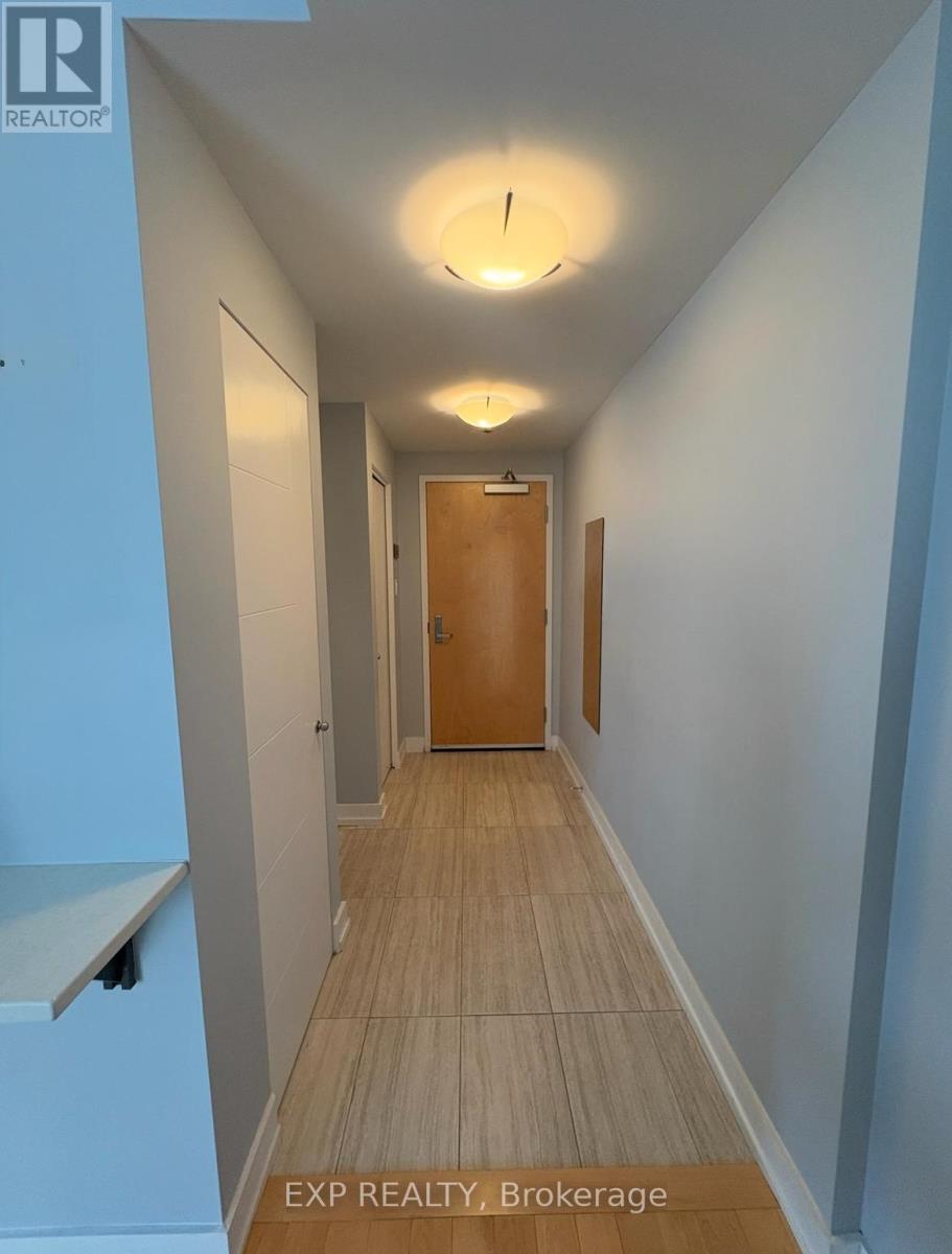 2001 - 40 Nepean Street, Ottawa, Ontario  K2P 0X5 - Photo 5 - X12367458