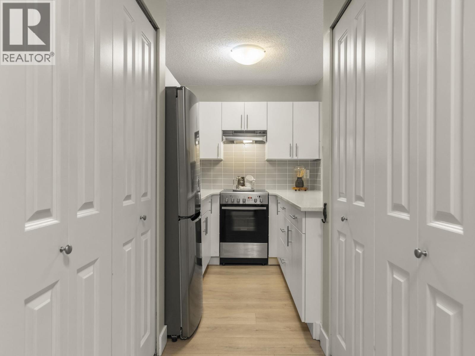 216 1990 W 6th Avenue, Vancouver, British Columbia  V6J 4V4 - Photo 17 - R3066746