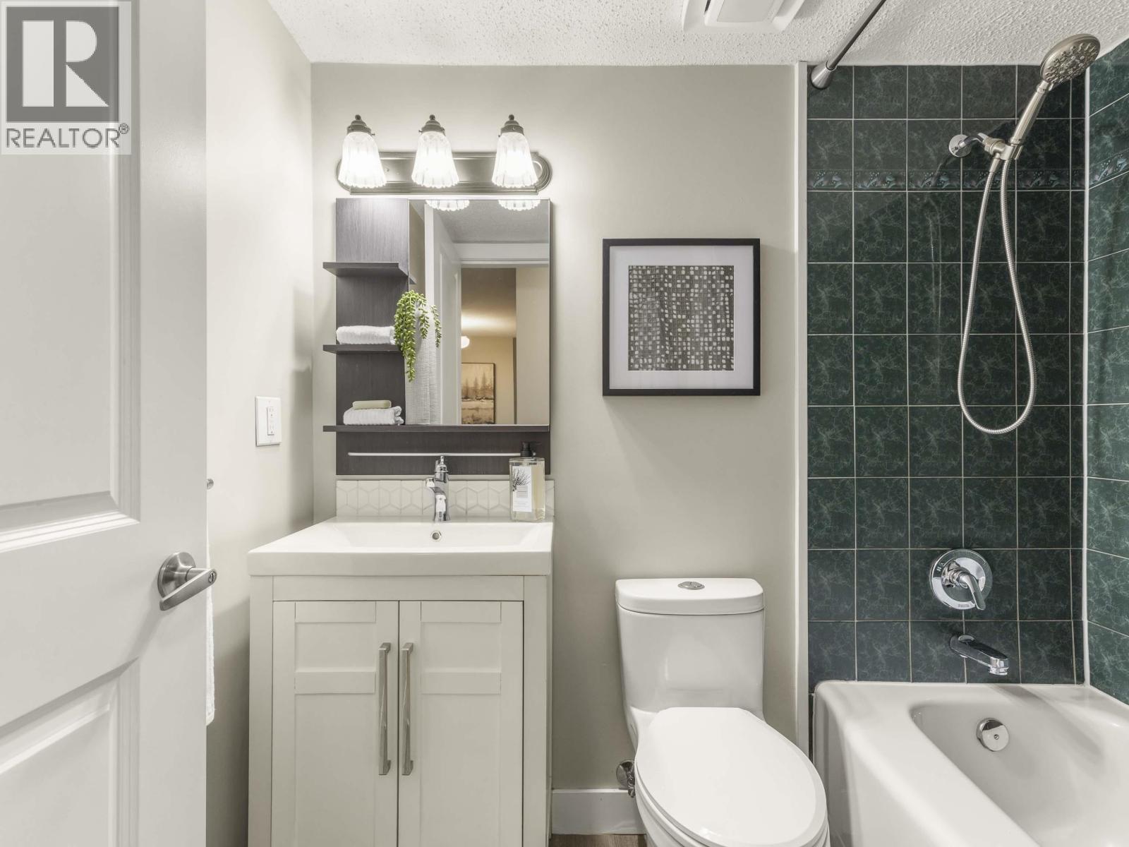 216 1990 W 6th Avenue, Vancouver, British Columbia  V6J 4V4 - Photo 24 - R3066746