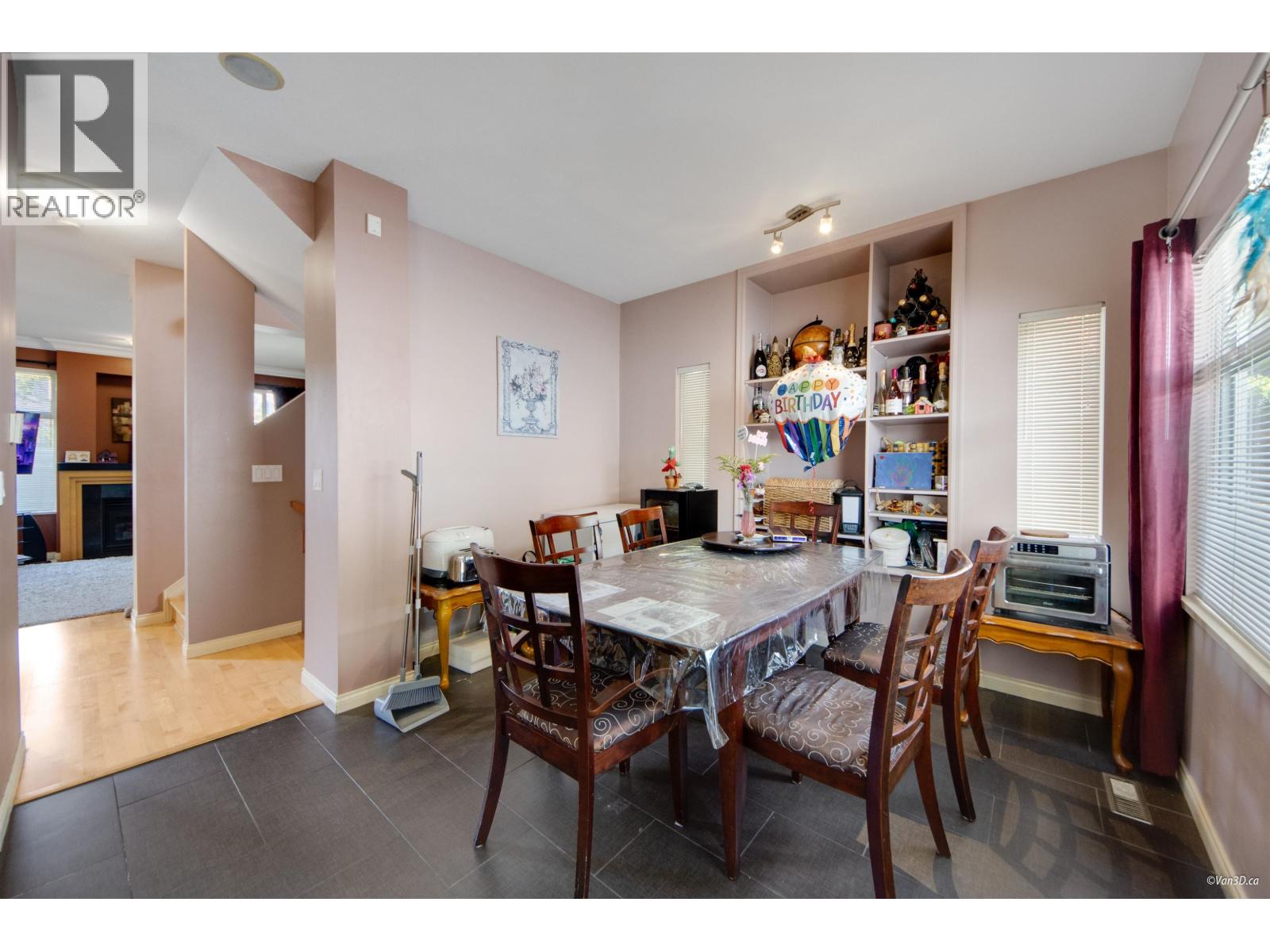 55 7488 Mulberry Place, Burnaby, British Columbia  V3N 5B4 - Photo 5 - R3066747