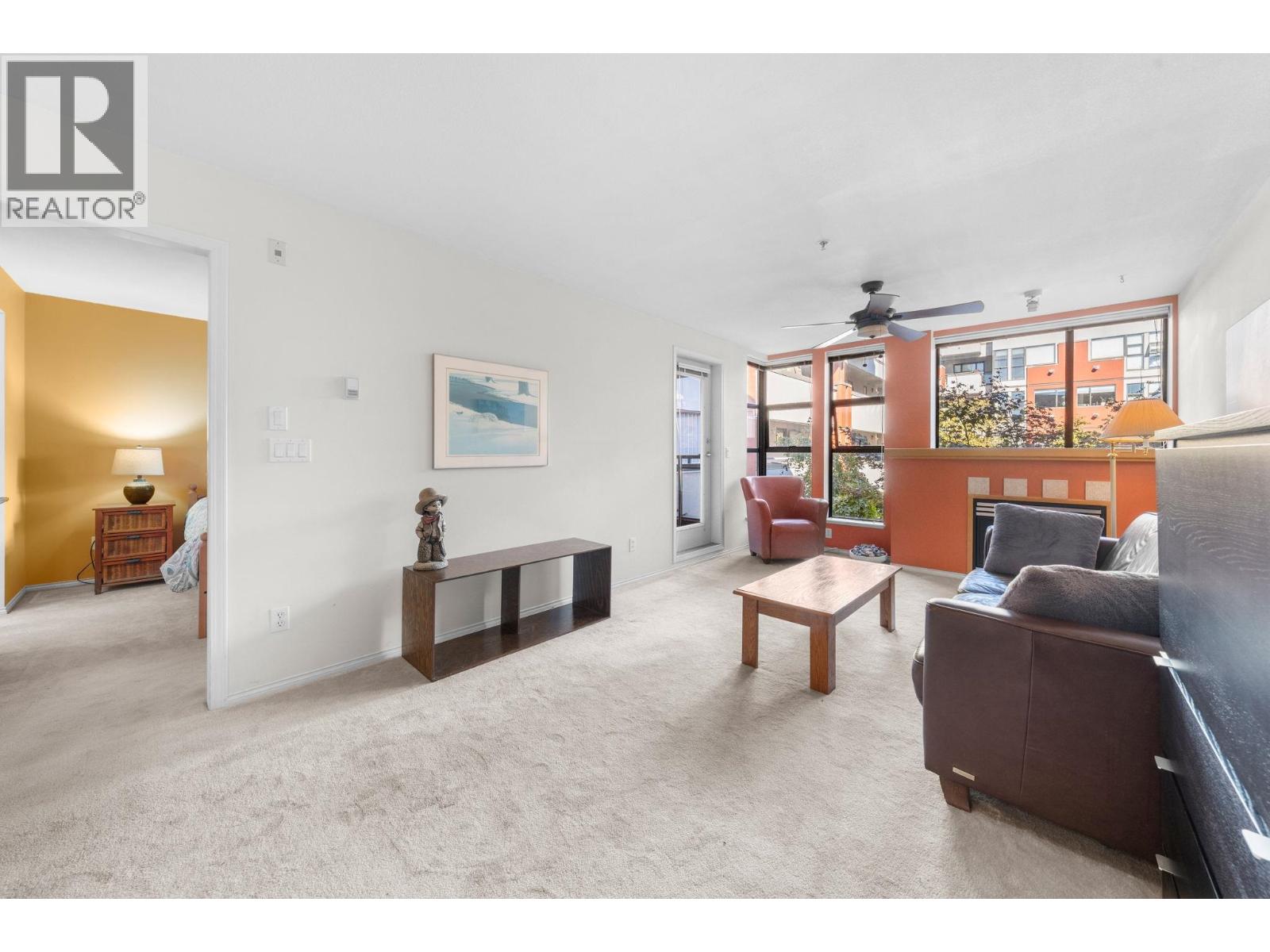 405 305 Lonsdale Avenue, North Vancouver, British Columbia  V7M 2G3 - Photo 3 - R3066765