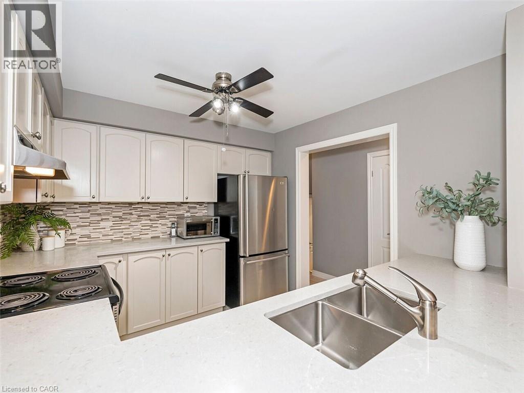 4055 Forest Run Avenue Unit# 37, Burlington, Ontario  L7M 5B8 - Photo 15 - 40786959