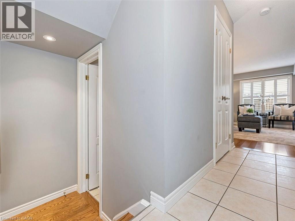 4055 Forest Run Avenue Unit# 37, Burlington, Ontario  L7M 5B8 - Photo 18 - 40786959