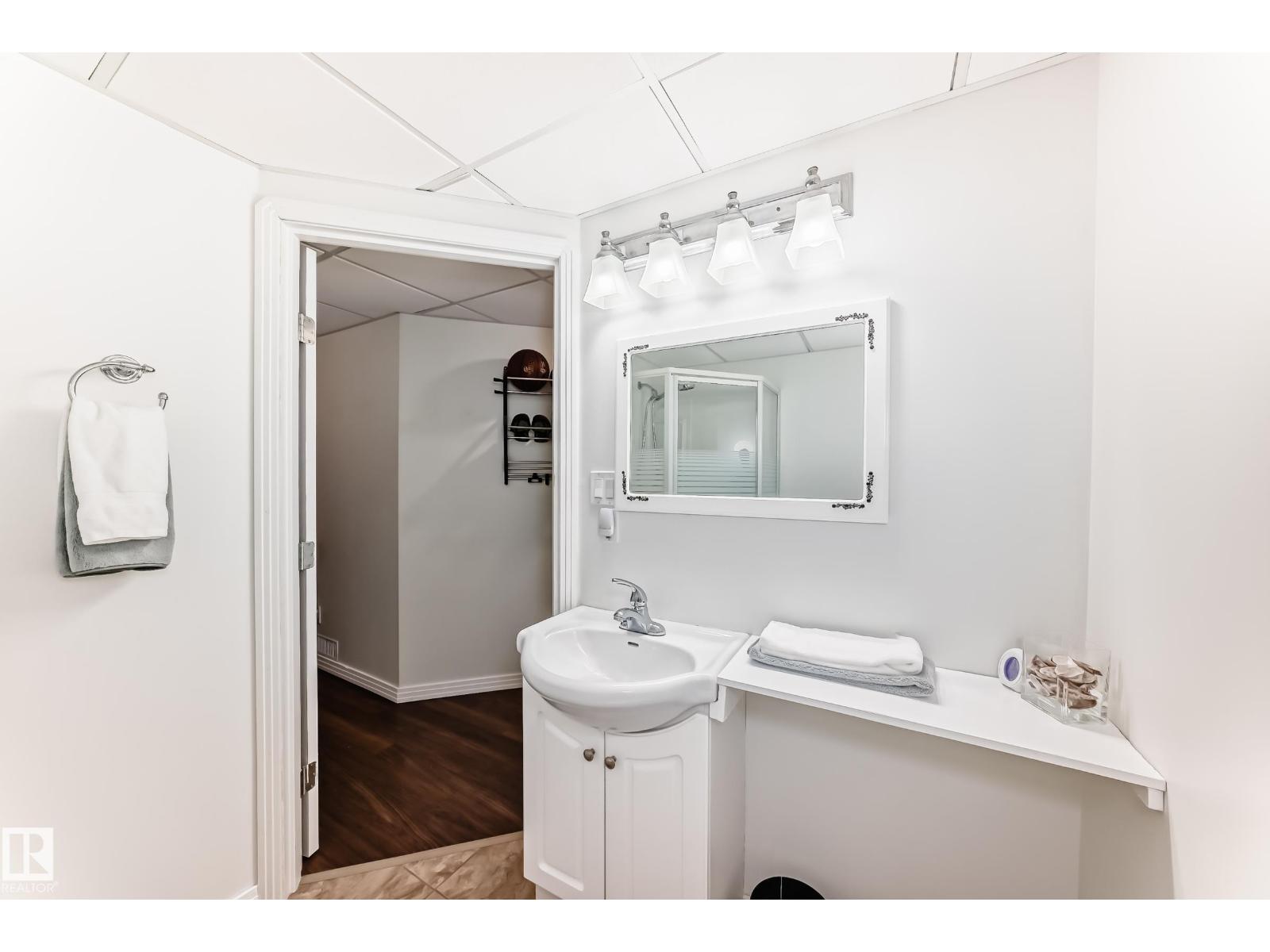 1619 Welbourn Cv Nw Nw, Edmonton, Alberta  T6M 2M3 - Photo 19 - E4465399