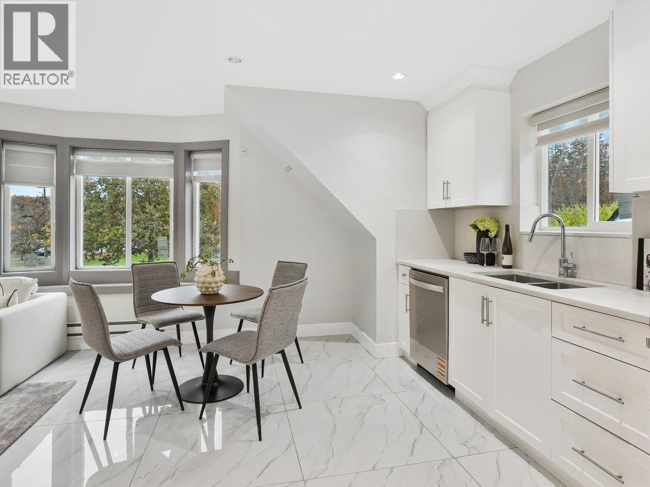 1018 E 24th Avenue, Vancouver, British Columbia  V5V 2B1 - Photo 12 - R3066647