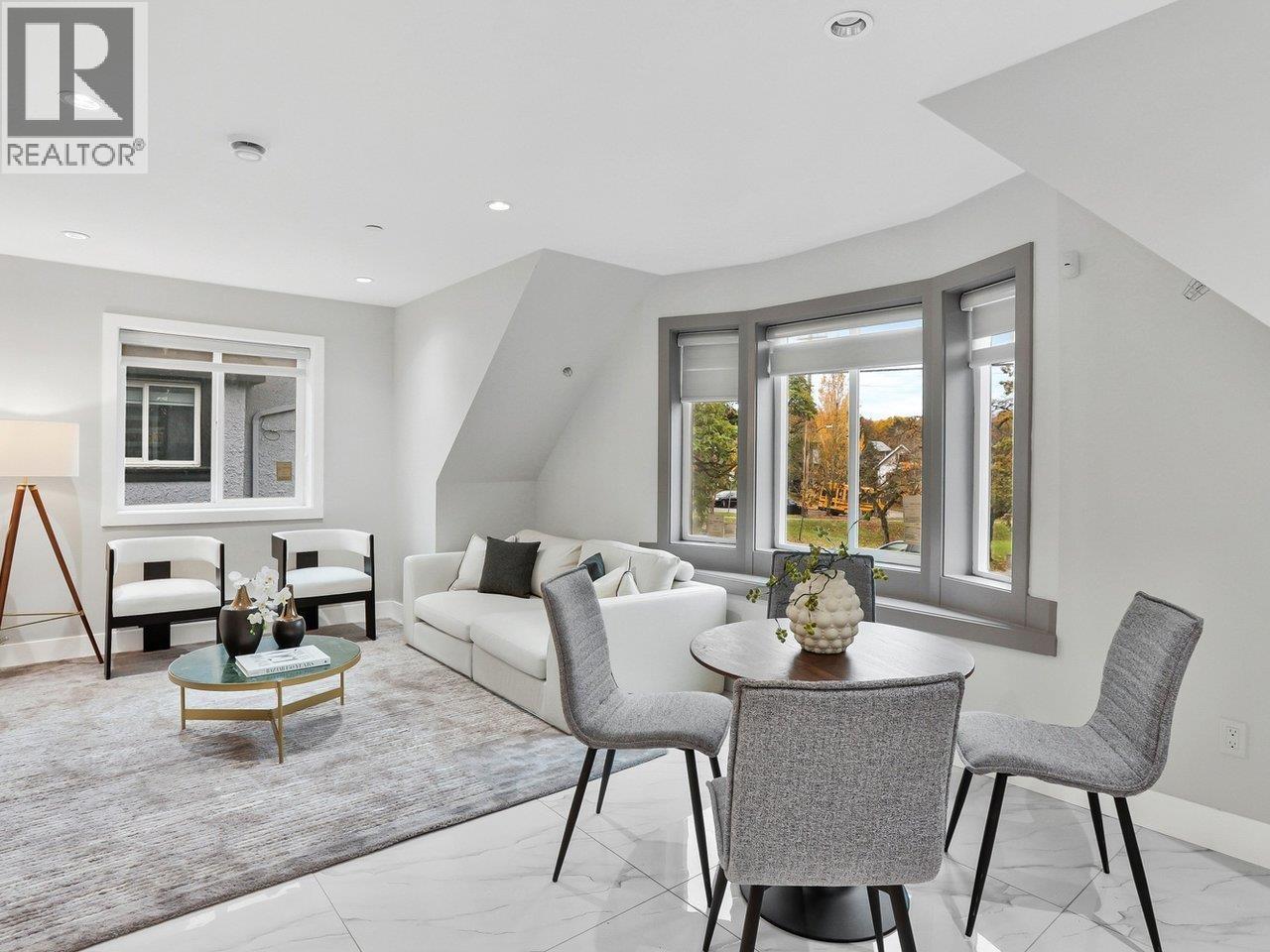 1018 E 24th Avenue, Vancouver, British Columbia  V5V 2B1 - Photo 4 - R3066647