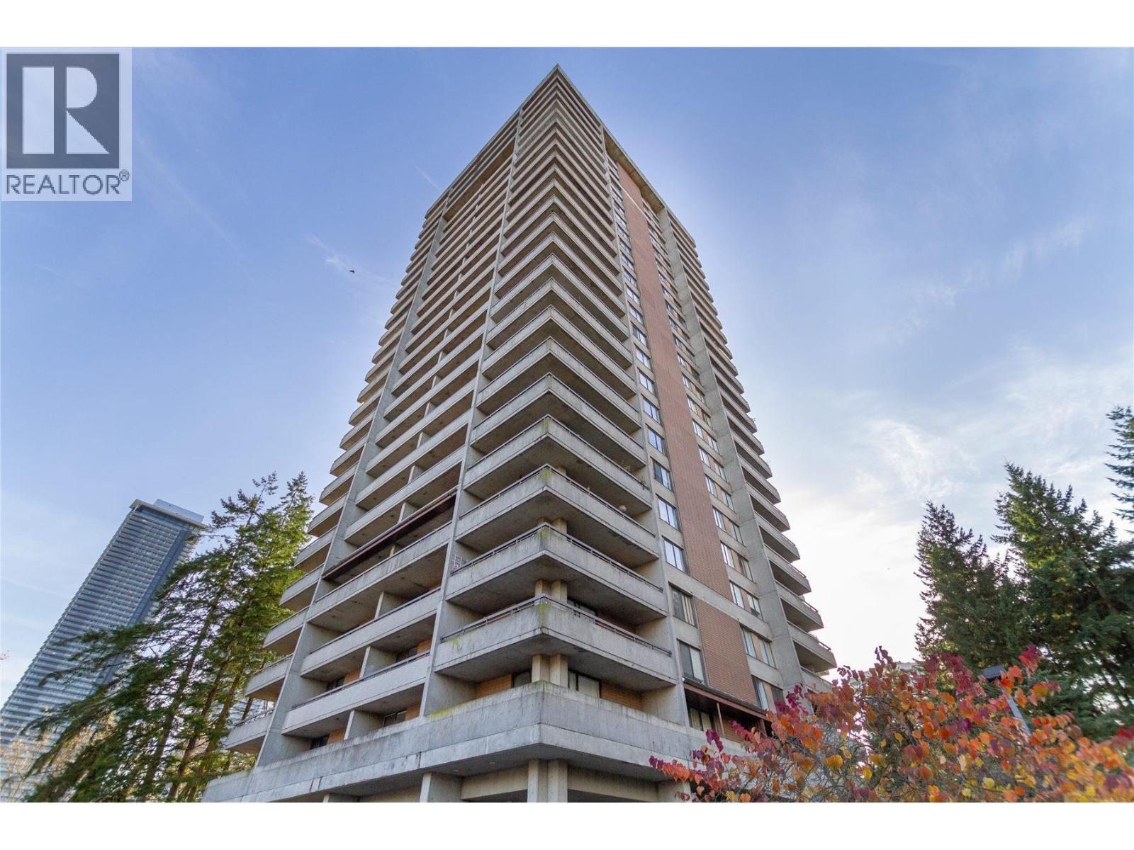 2402 3755 Bartlett Court, Burnaby, British Columbia  V3J 7G7 - Photo 1 - R3066715