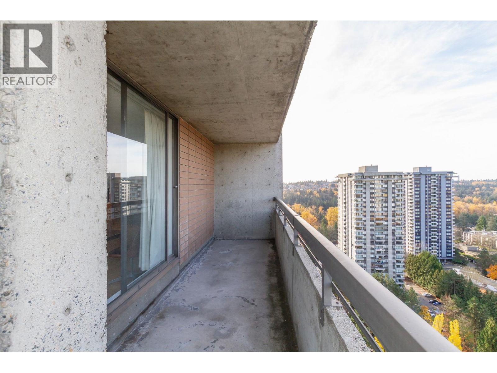 2402 3755 Bartlett Court, Burnaby, British Columbia  V3J 7G7 - Photo 15 - R3066715