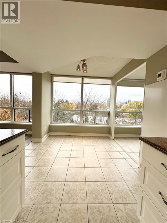 1276 Maple Crossing Boulevard Unit# 412, Burlington, Ontario  L7S 2J9 - Photo 10 - 40787119