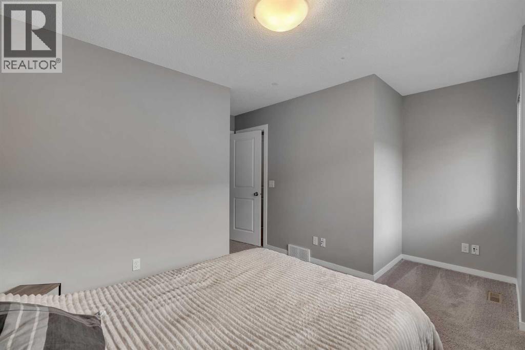 34 New Brighton Point Se, Calgary, Alberta  T2Z 1B6 - Photo 16 - A2269802