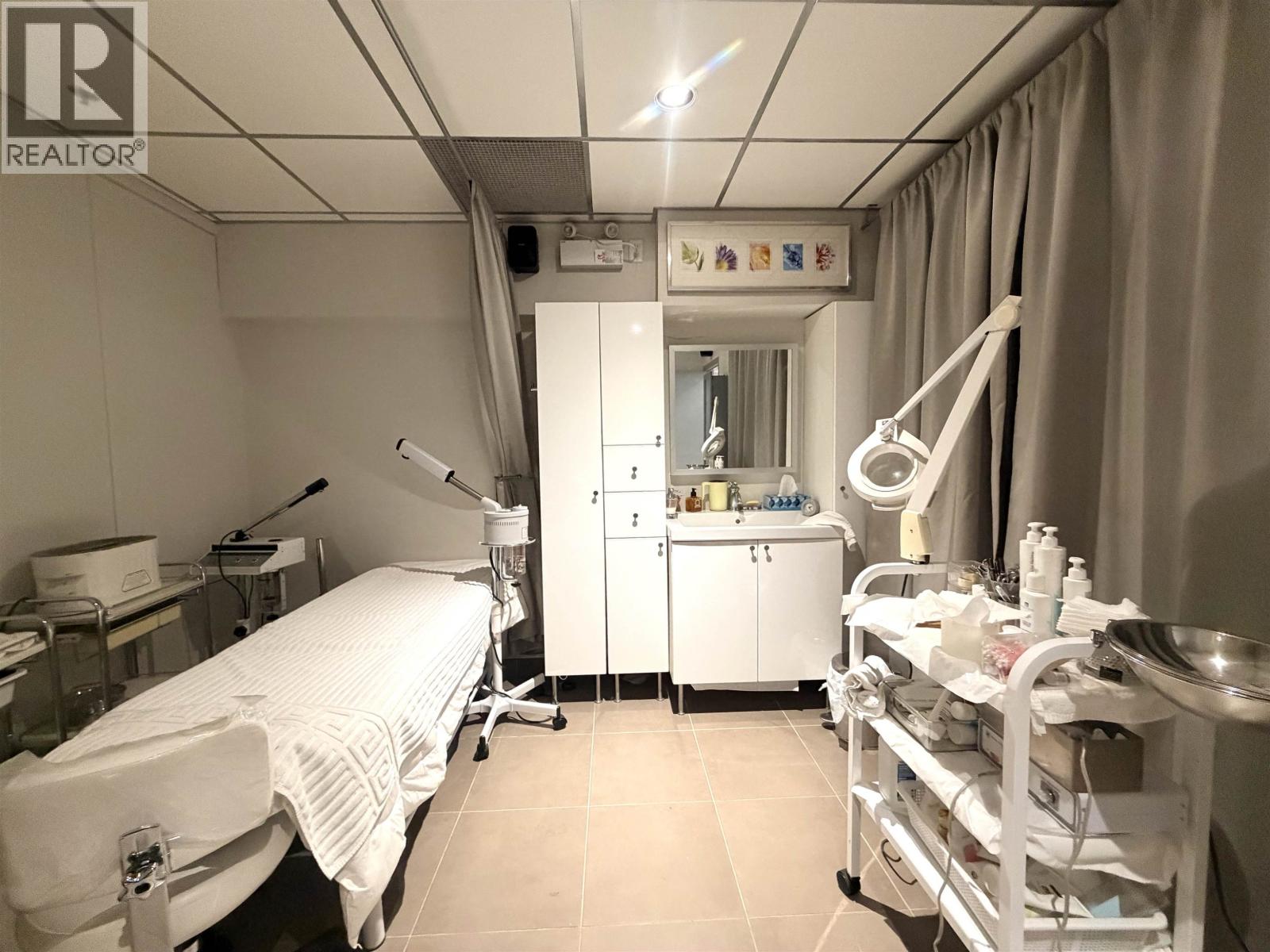 2963 Kingsway, Vancouver, British Columbia  V5R 5J4 - Photo 6 - C8073751