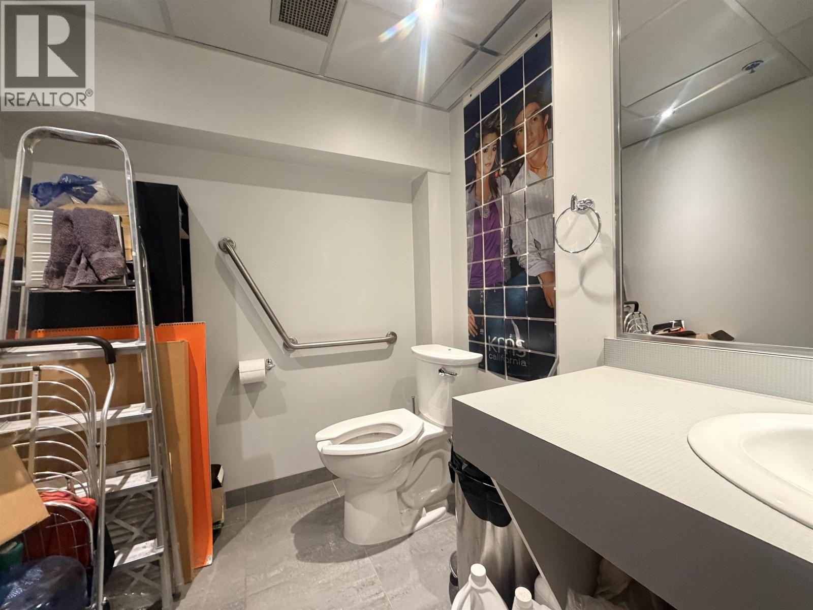 2963 Kingsway, Vancouver, British Columbia  V5R 5J4 - Photo 9 - C8073751